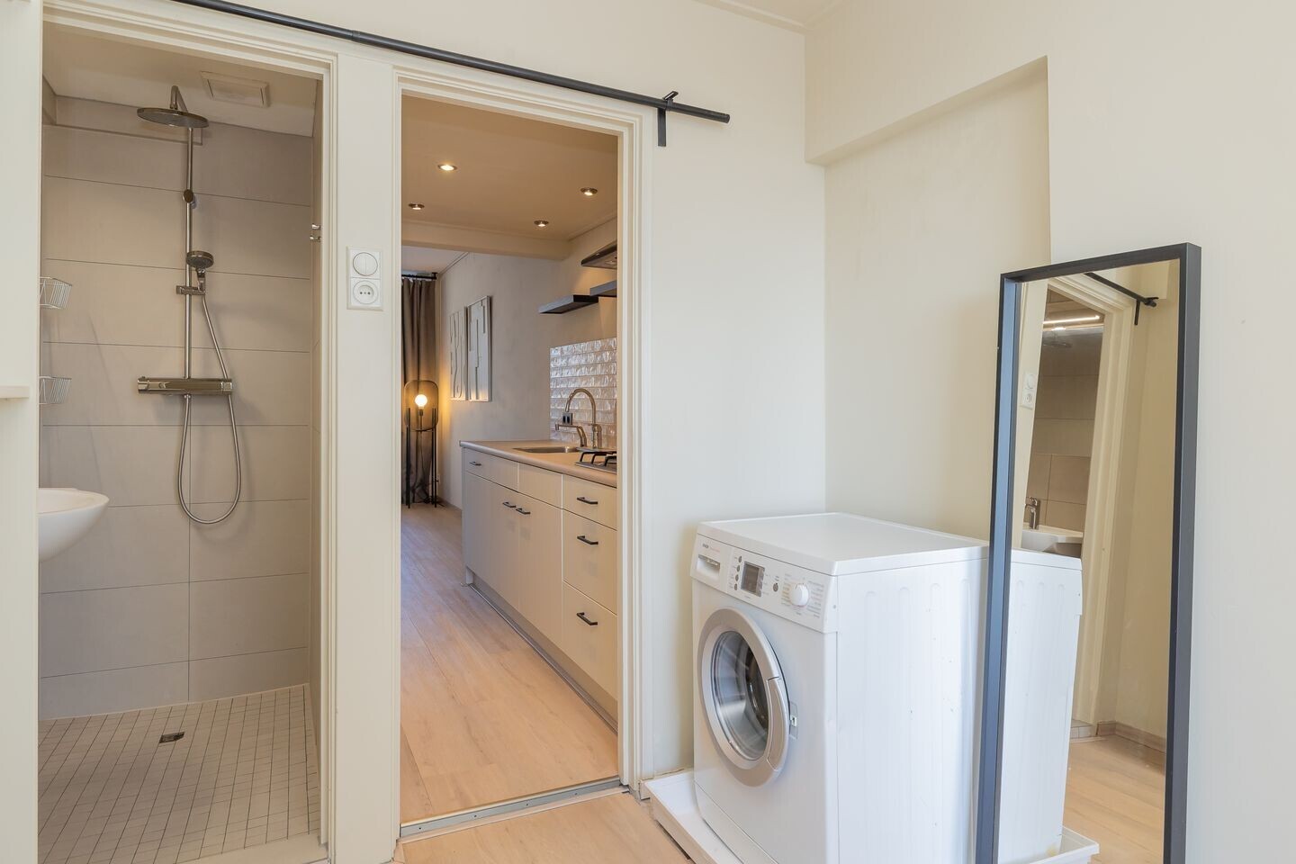 Studio te koop: van Galenstraat 14, Zandvoort