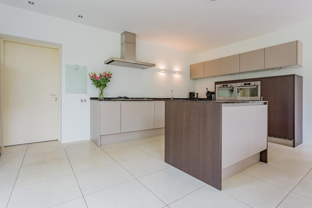 Vrijstaande woning te koop: Emmaweg 31, Zandvoort