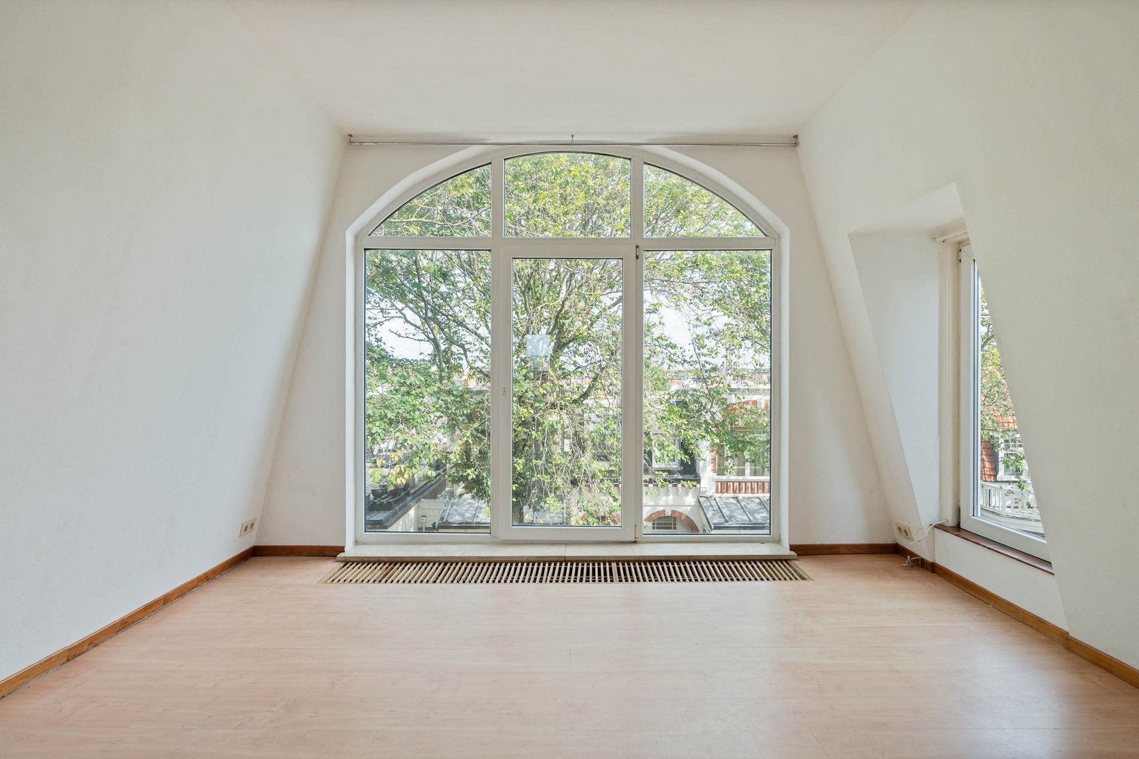 Tussenwoning te koop: Kostverlorenstraat 12, Zandvoort