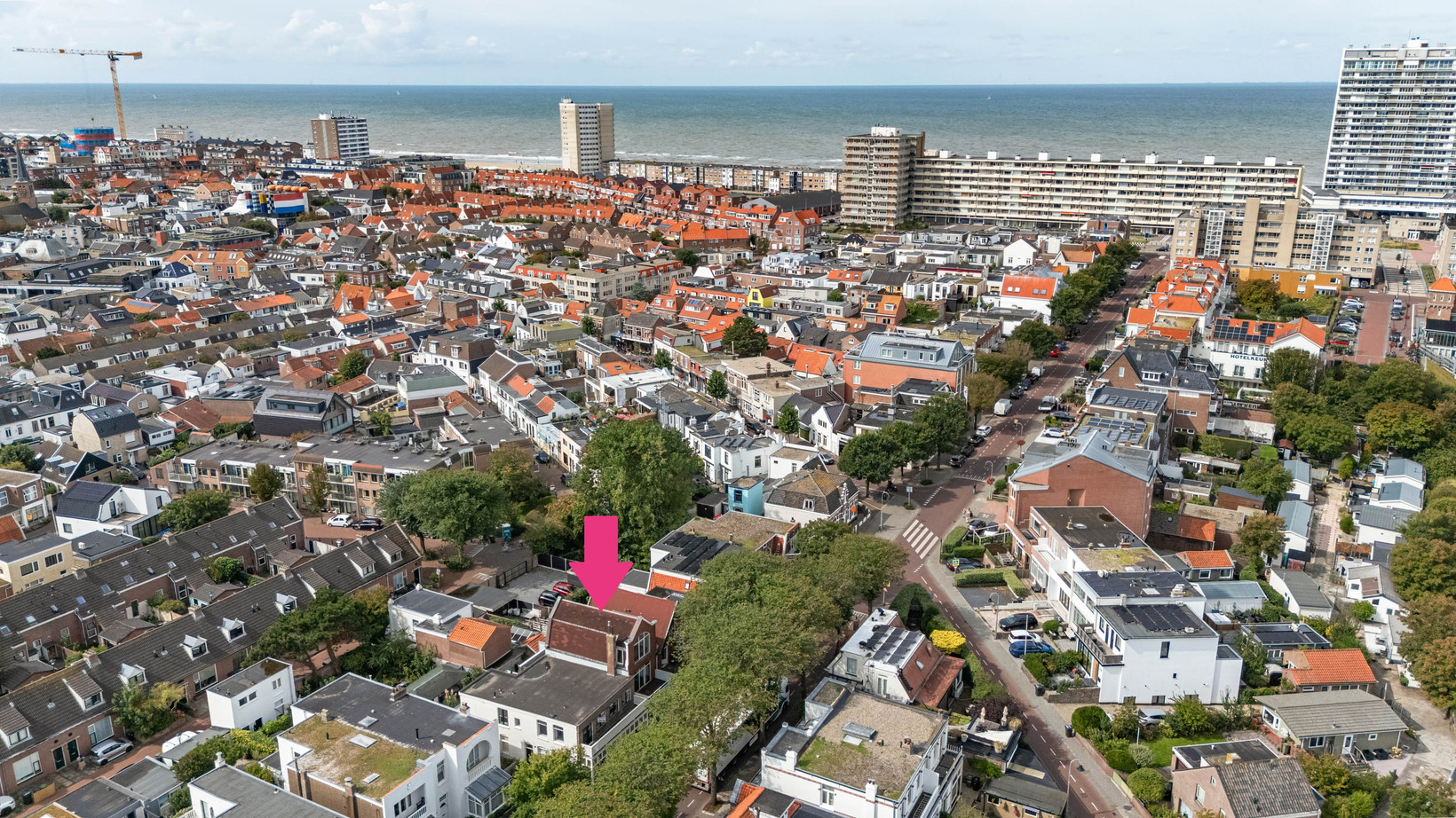 Tussenwoning te koop: Kostverlorenstraat 12, Zandvoort