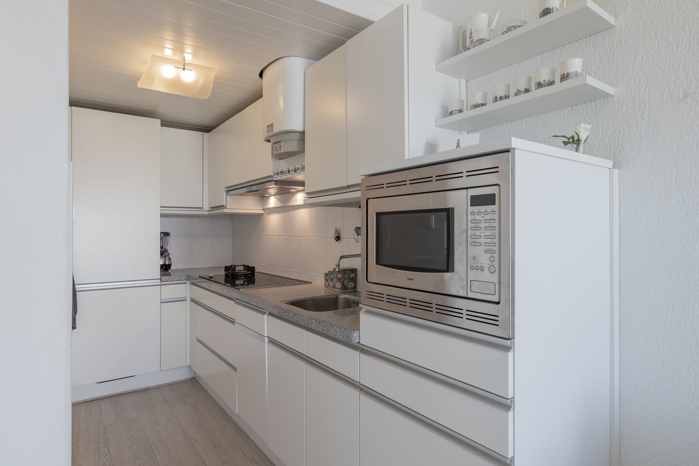 Appartement te koop: de Favaugeplein 21F39, Zandvoort