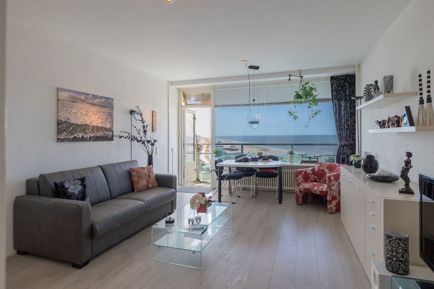 Appartement te koop: de Favaugeplein 21F39, Zandvoort