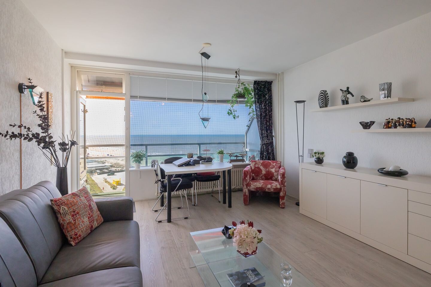 Appartement te koop: de Favaugeplein 21F39, Zandvoort