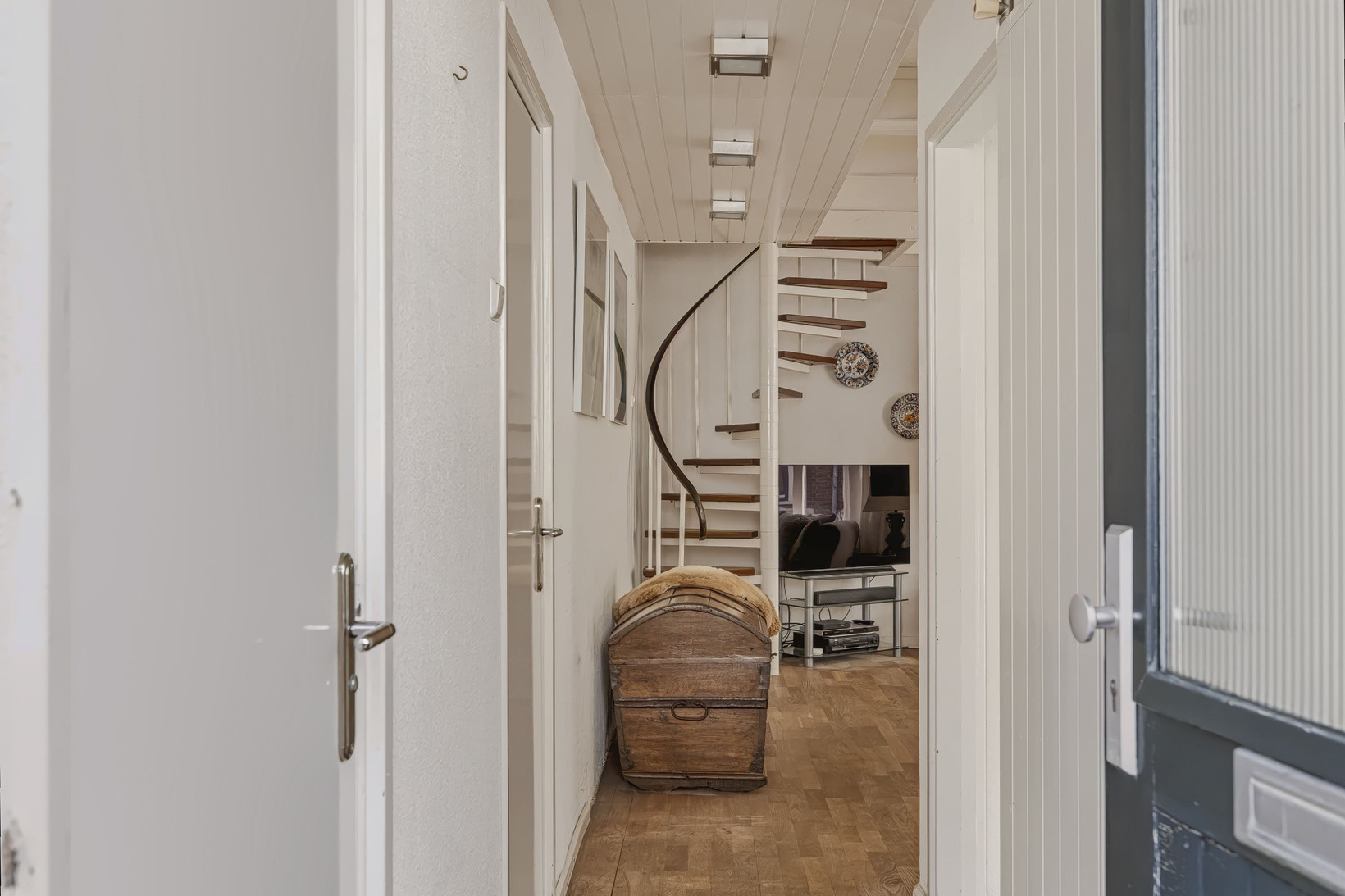 Tussenwoning te koop: Diaconiehuisstraat 25, Zandvoort