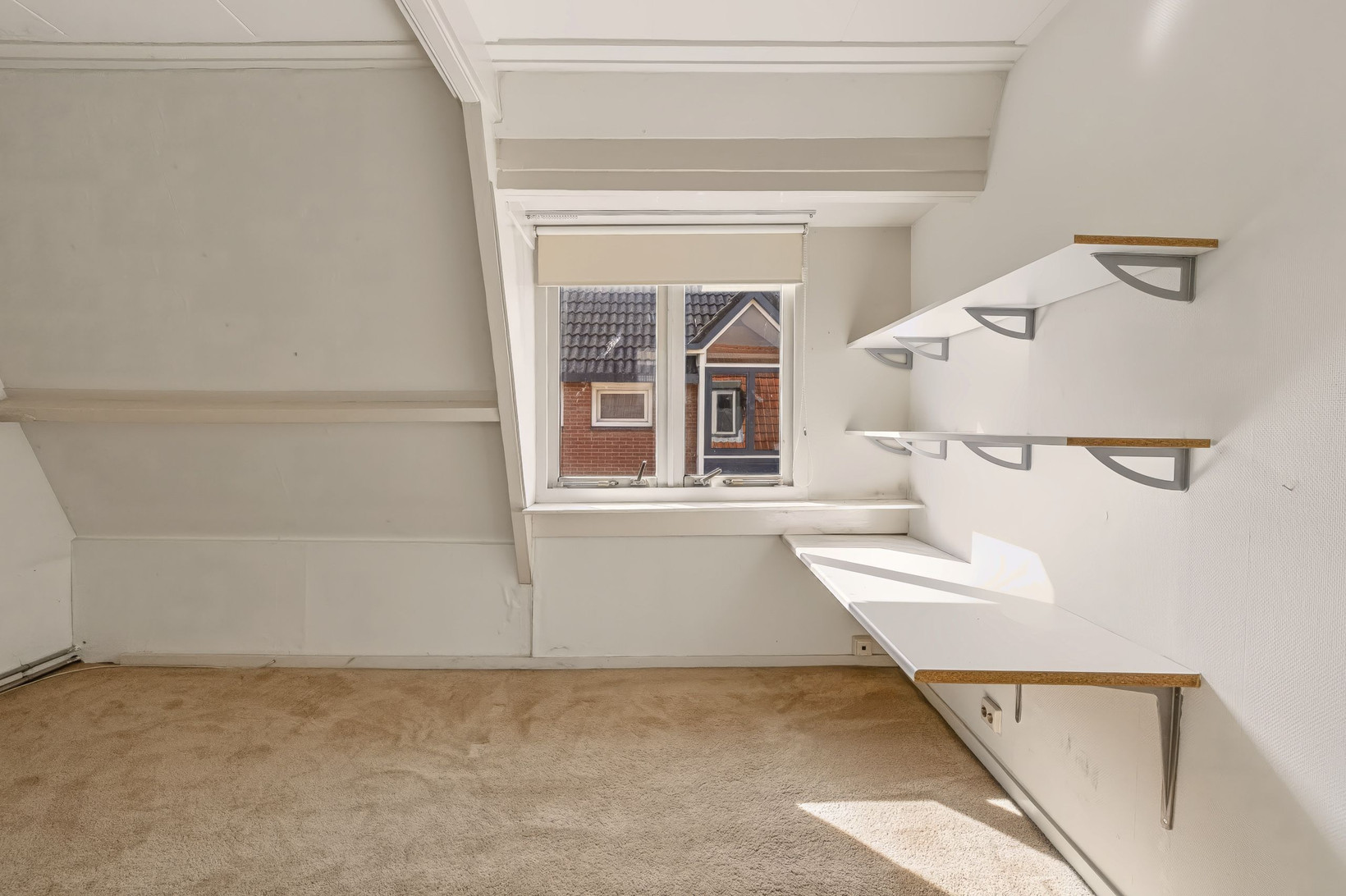Tussenwoning te koop: Diaconiehuisstraat 25, Zandvoort