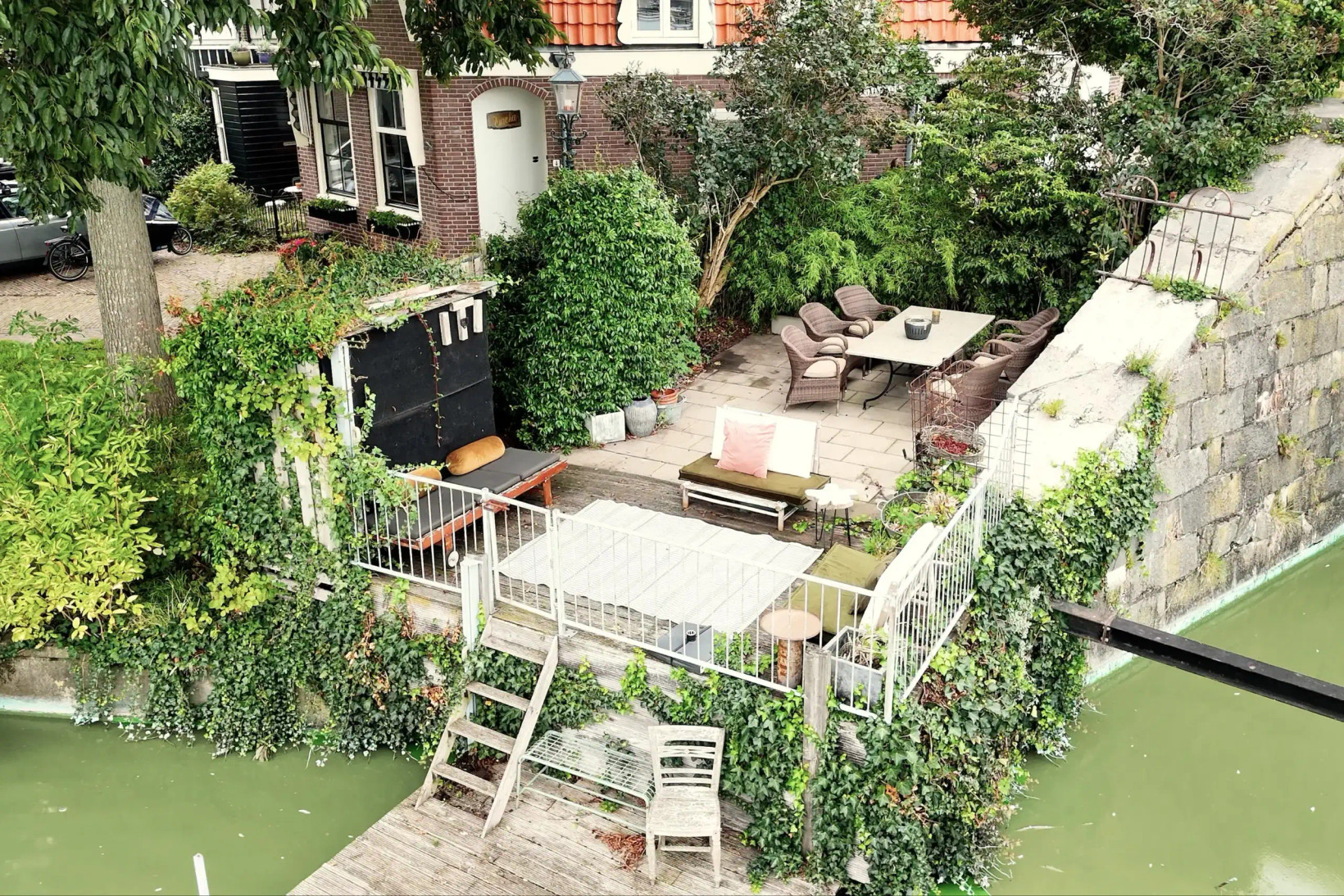 Tussenwoning te koop: IJdijk 17, Spaarndam Gem. Haarlem