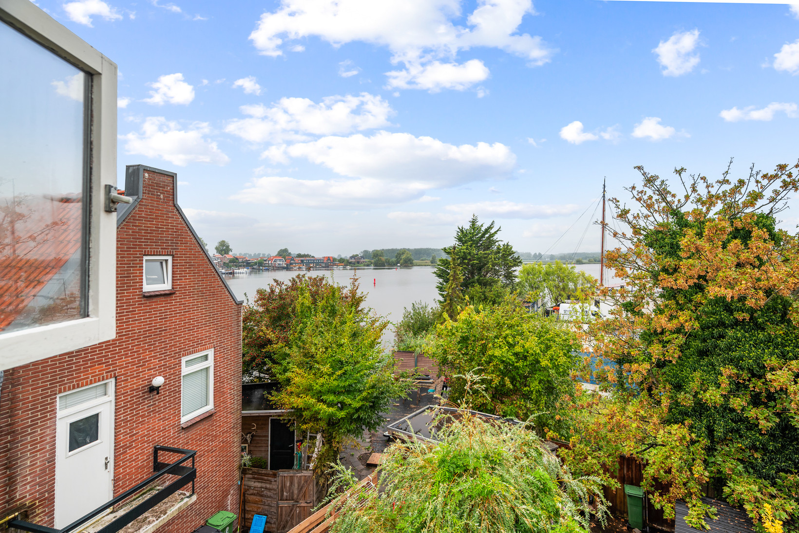 Twee-onder-één-kap te koop: Spaarndammerdijk 96B, Spaarndam Gem. Haarlem
