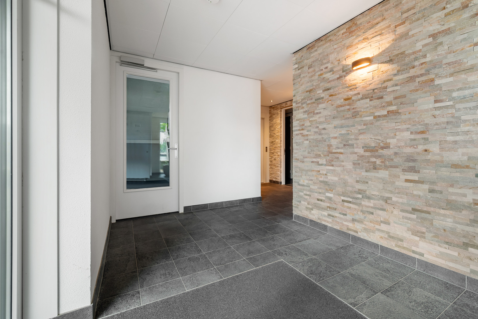 Appartement te koop: Dijkgraaf 4, Spaarndam