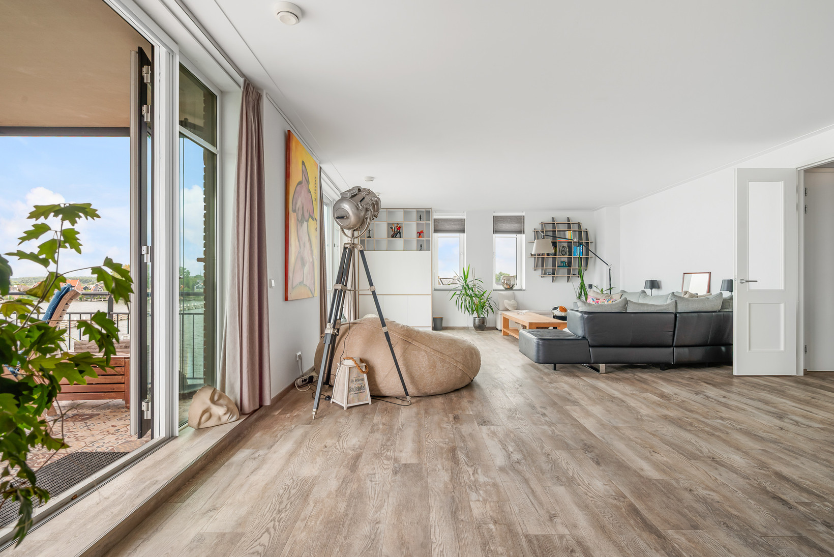 Appartement te koop: Dijkgraaf 4, Spaarndam
