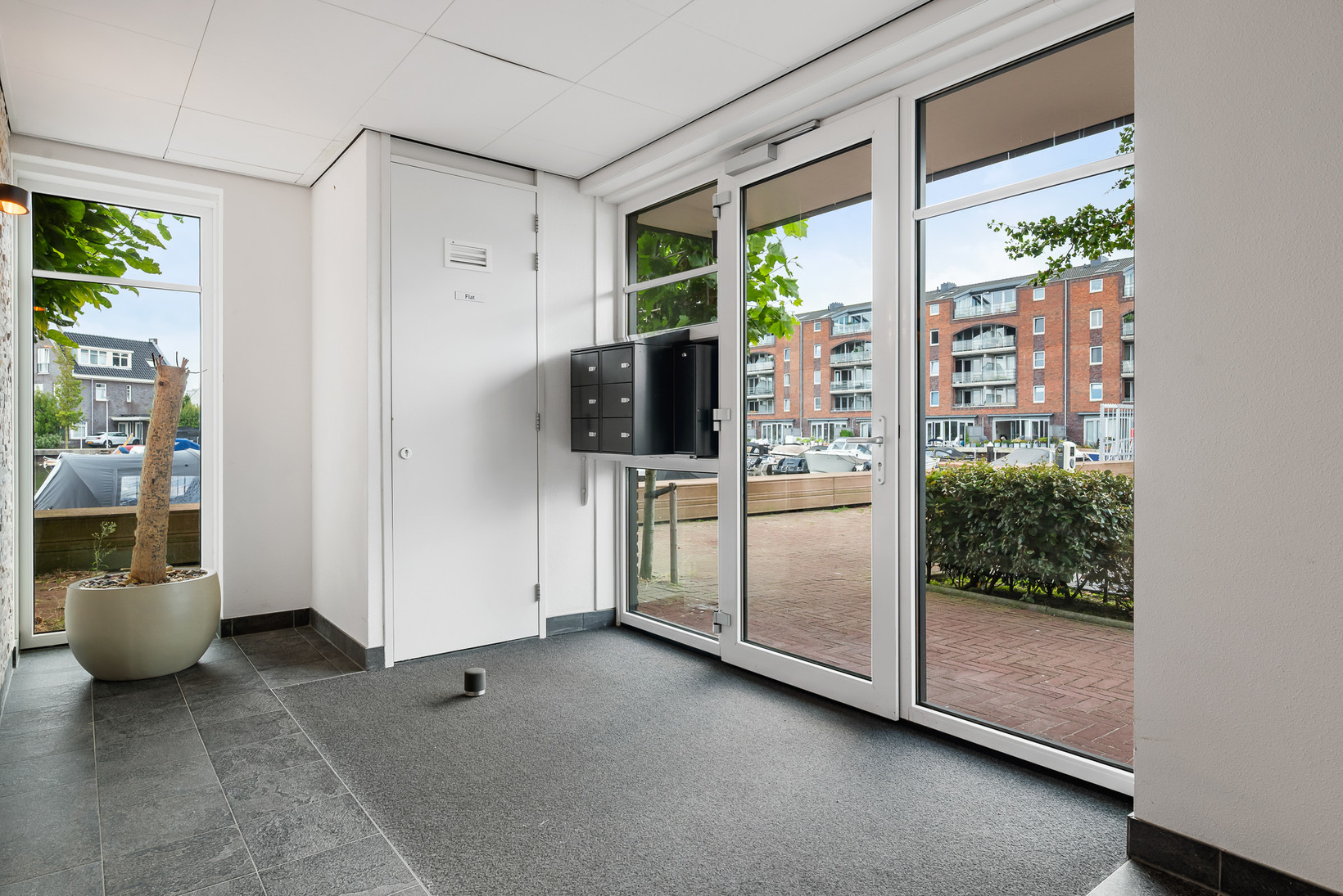 Appartement te koop: Dijkgraaf 4, Spaarndam