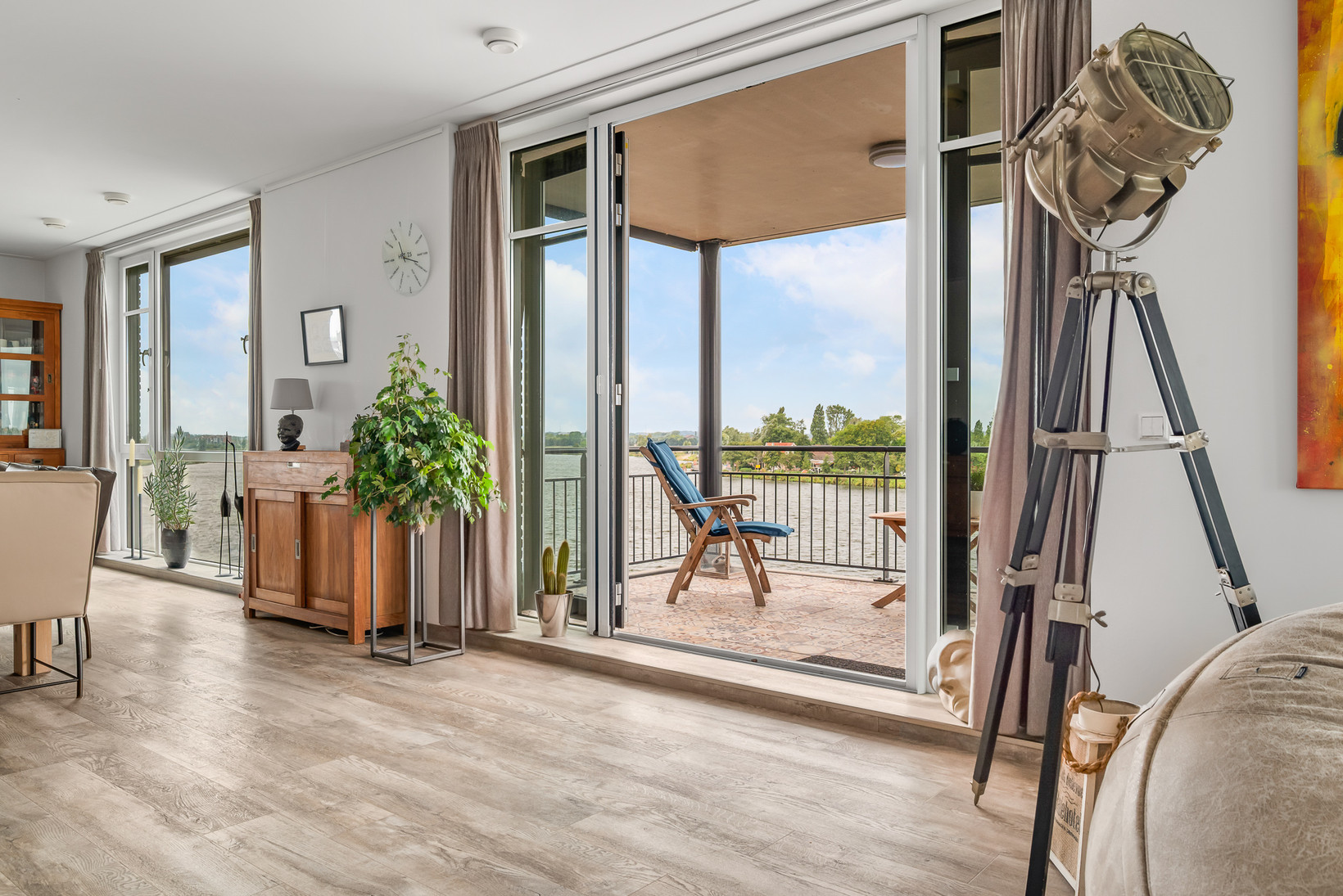 Appartement te koop: Dijkgraaf 4, Spaarndam