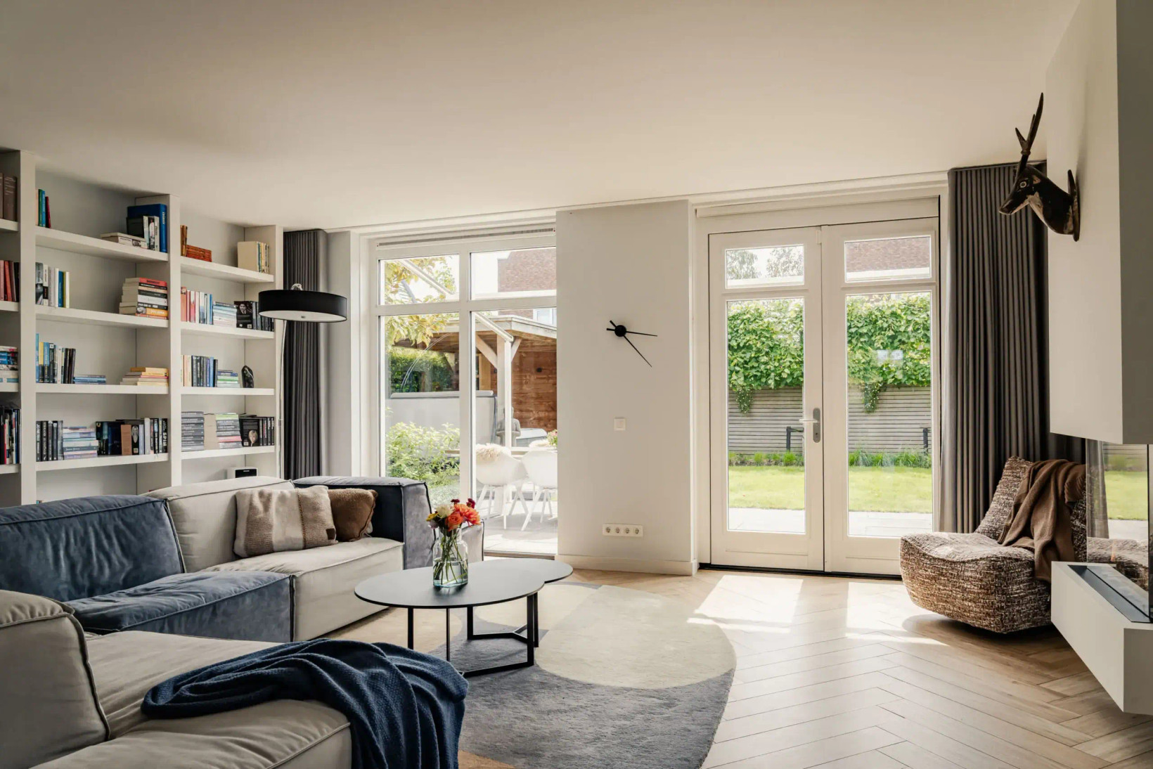 Twee-onder-één-kap te koop: Lagedijk 52, Spaarndam