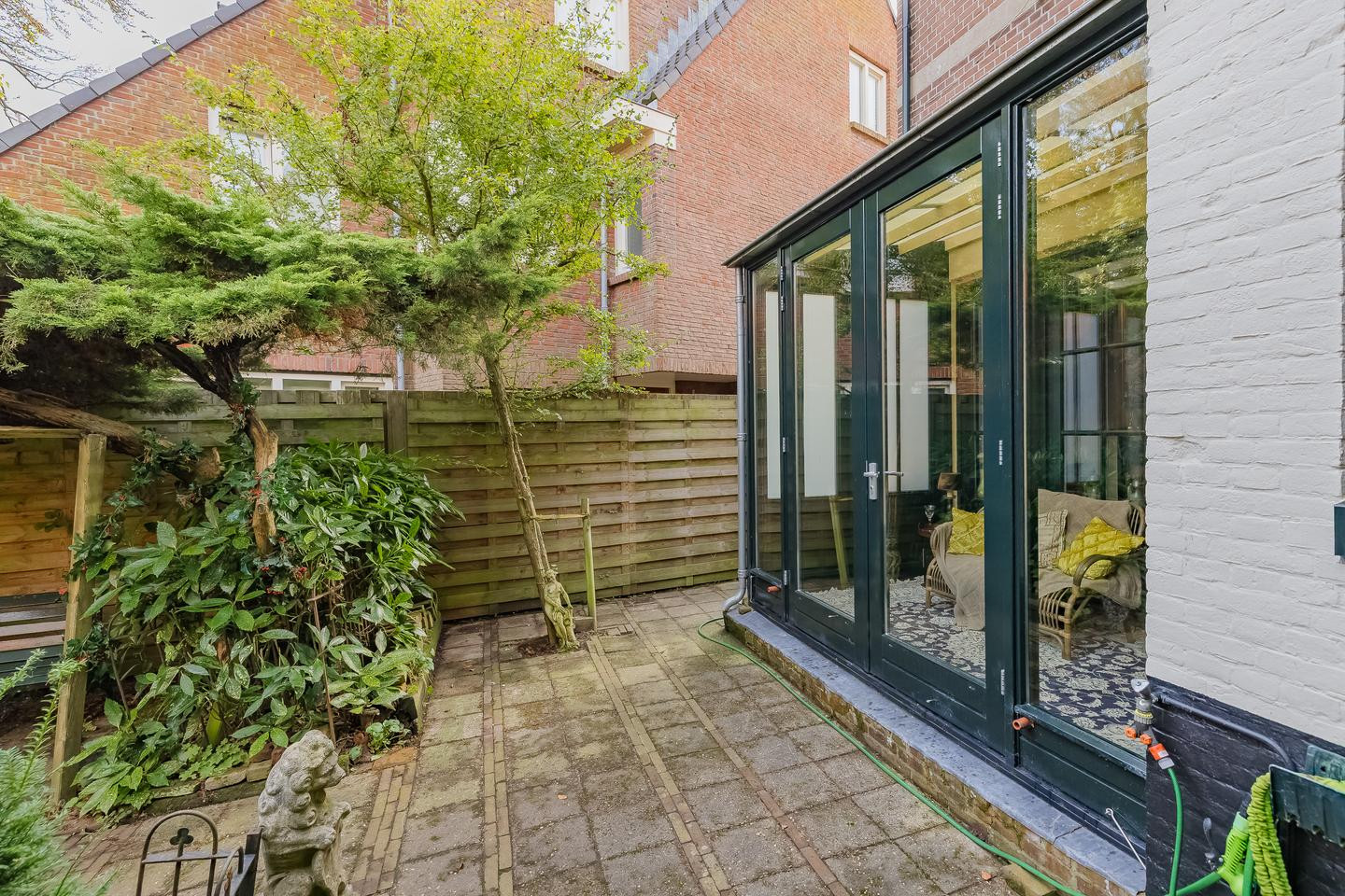 Twee-onder-één-kap te koop: Wüstelaan 97, Santpoort-Noord
