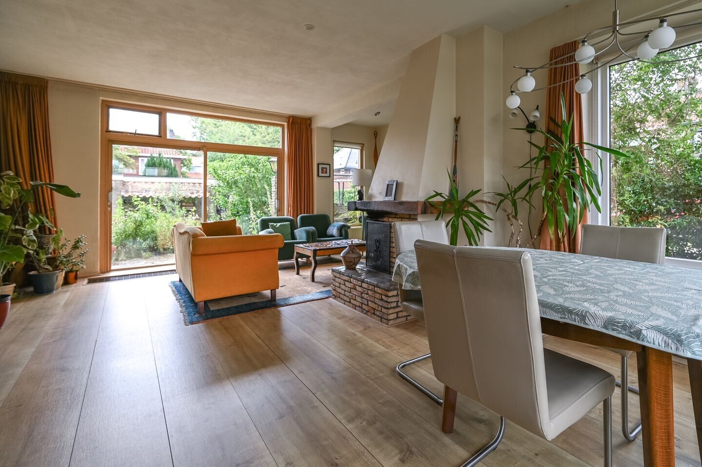 Hoekwoning te koop: Huis te Wissenlaan 34, Santpoort-Noord
