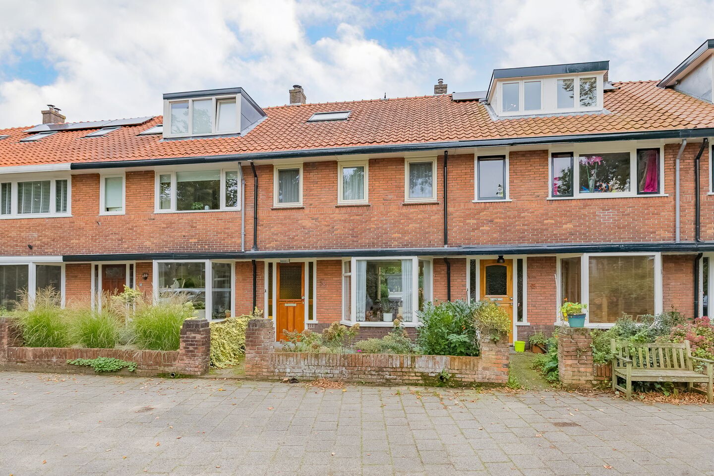 Tussenwoning te koop: Wüstelaan 50, Santpoort-Zuid