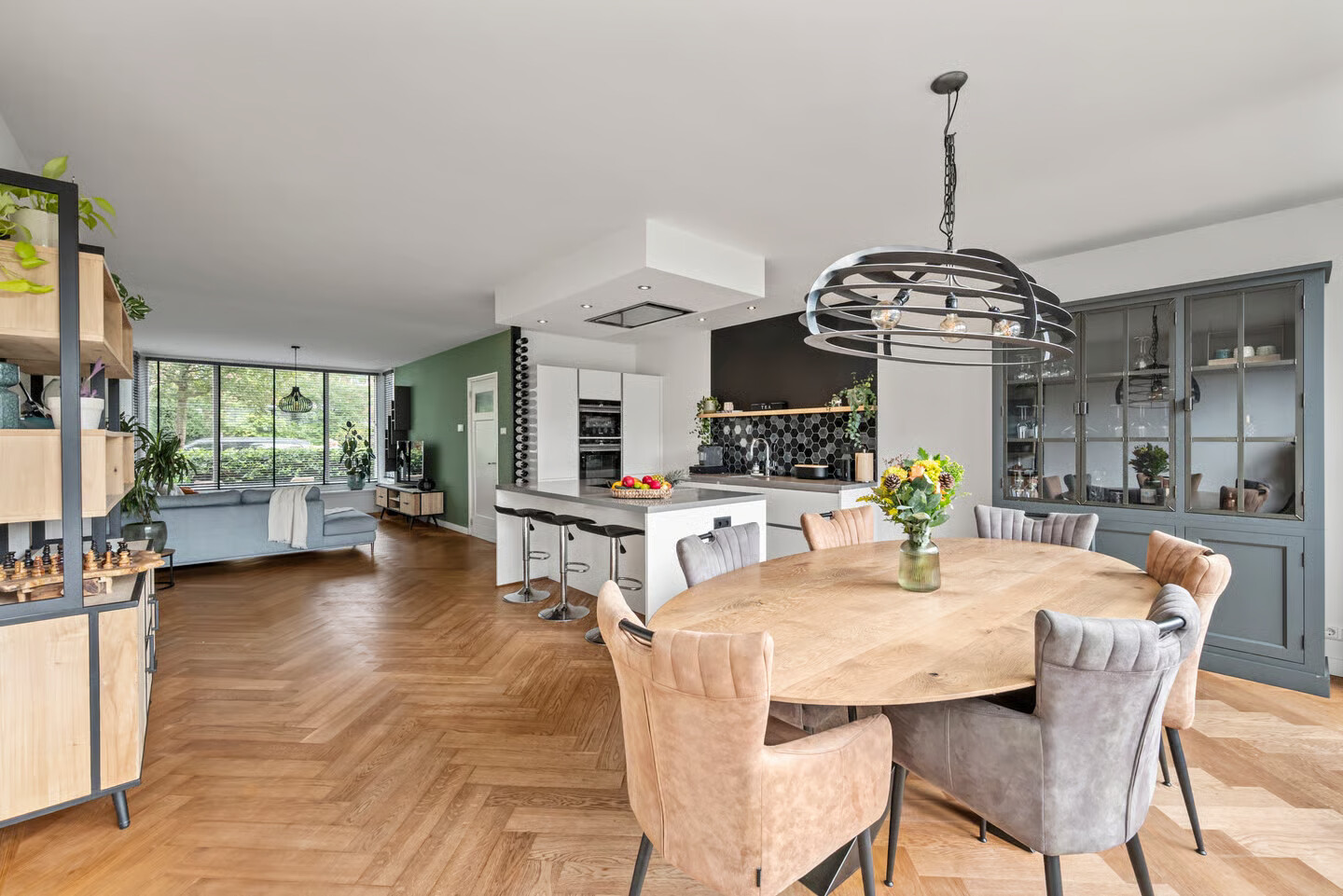 Tussenwoning te koop: Rusburglaan 8, Santpoort-Zuid