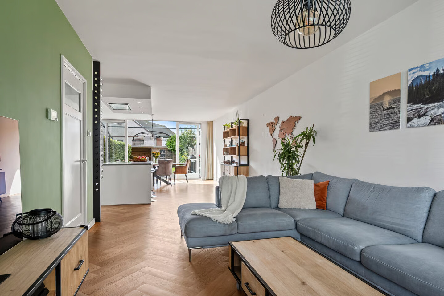 Tussenwoning te koop: Rusburglaan 8, Santpoort-Zuid