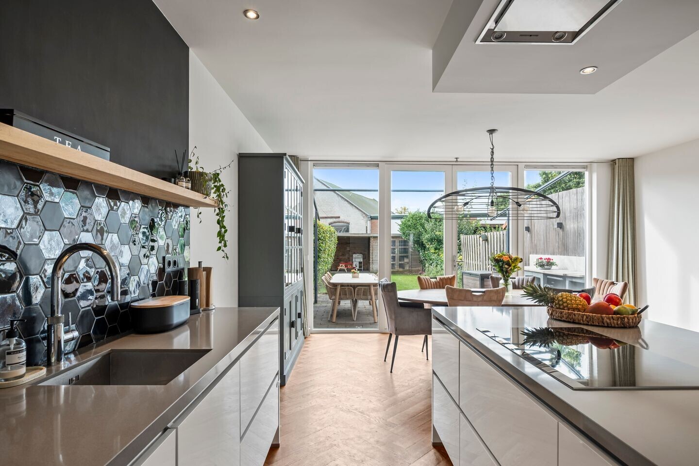 Tussenwoning te koop: Rusburglaan 8, Santpoort-Zuid