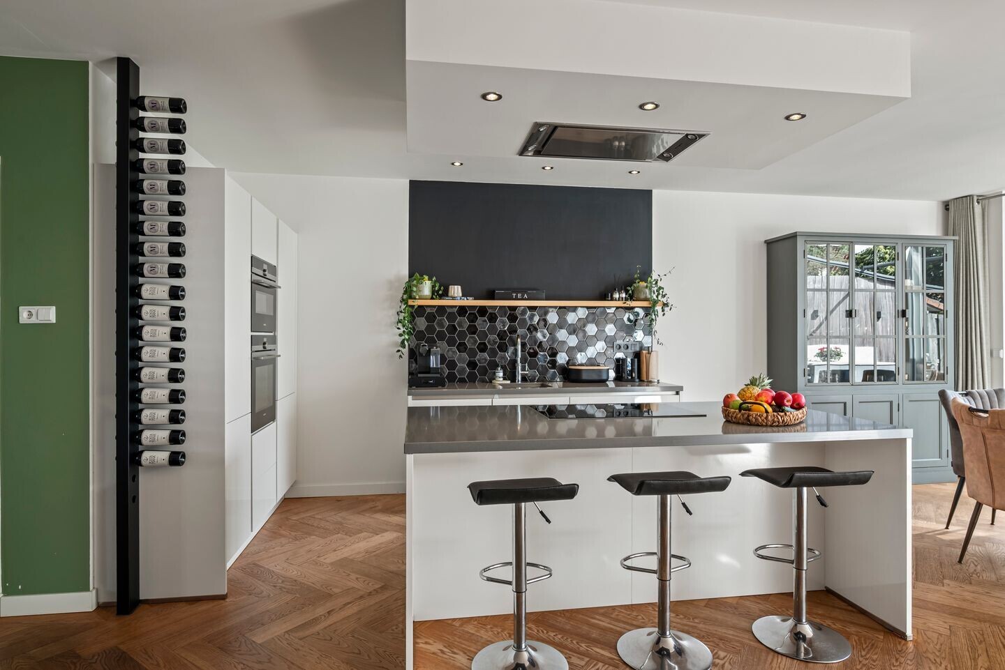 Tussenwoning te koop: Rusburglaan 8, Santpoort-Zuid