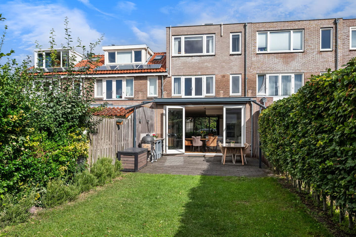 Tussenwoning te koop: Rusburglaan 8, Santpoort-Zuid