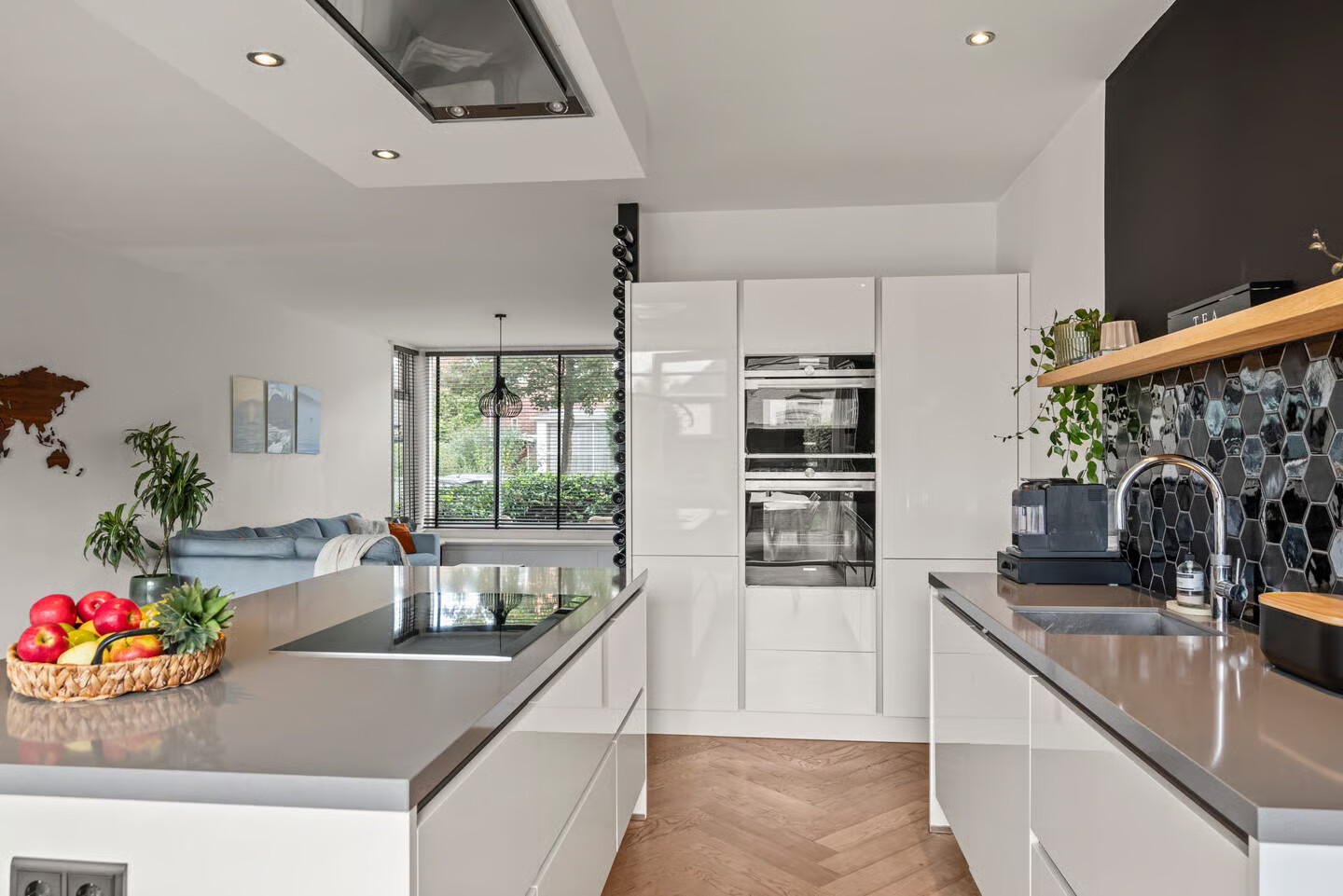 Tussenwoning te koop: Rusburglaan 8, Santpoort-Zuid