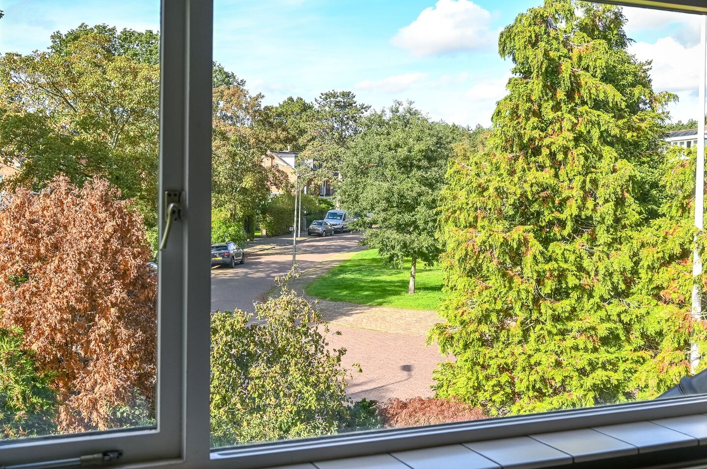 Twee-onder-één-kap te koop: Papenburghlaan 8, Santpoort-Zuid
