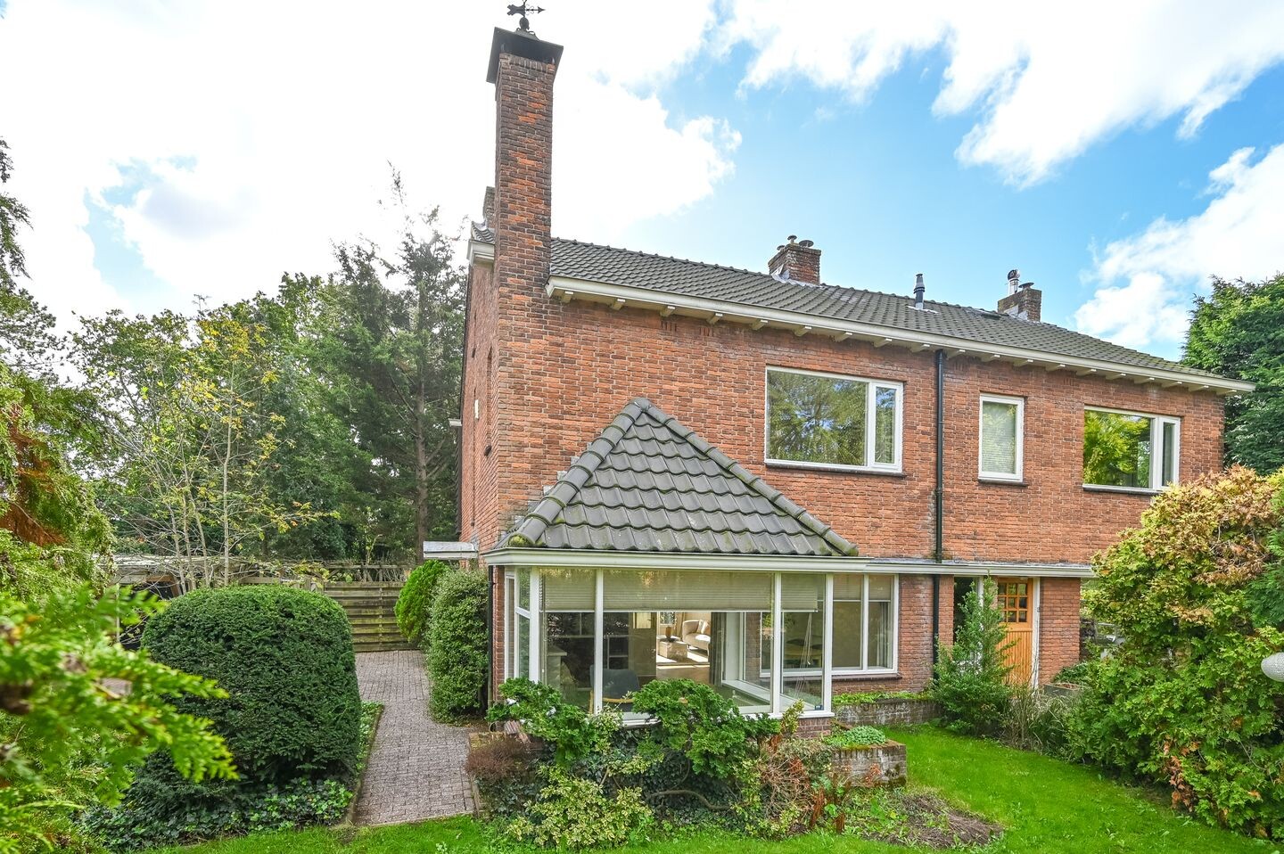 Twee-onder-één-kap te koop: Papenburghlaan 8, Santpoort-Zuid