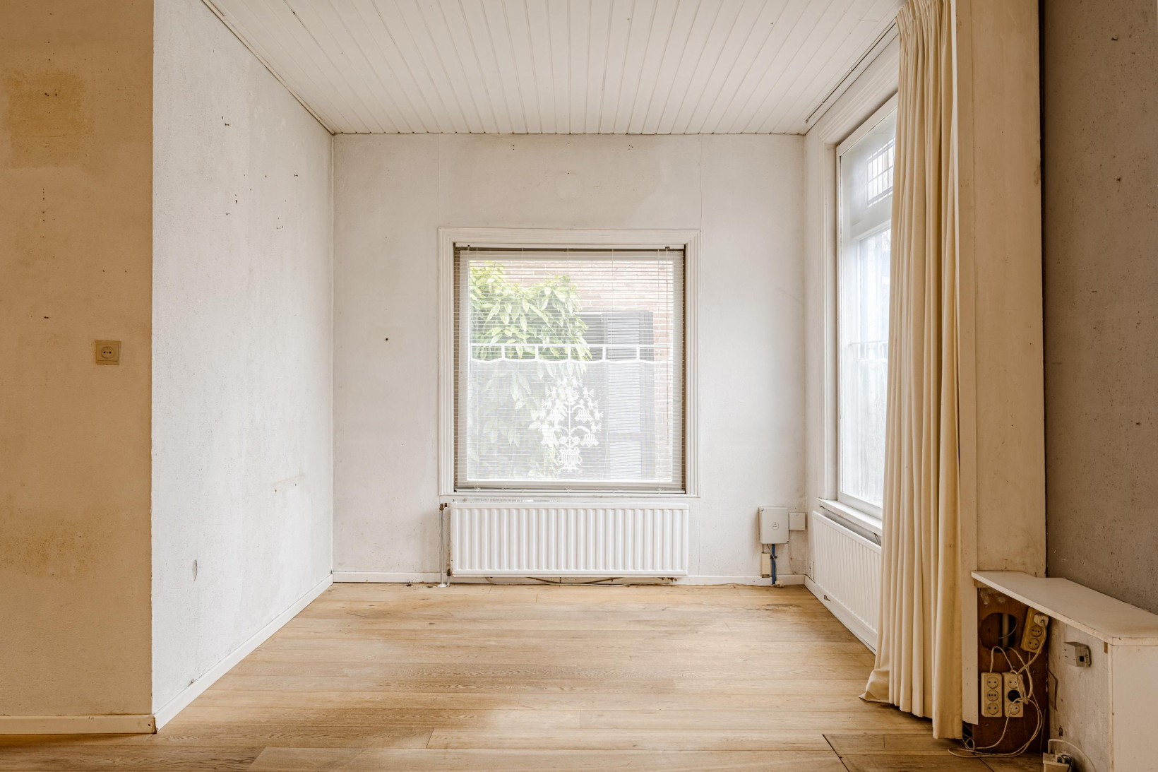 Tussenwoning te koop: Bronsteeweg 24, Heemstede