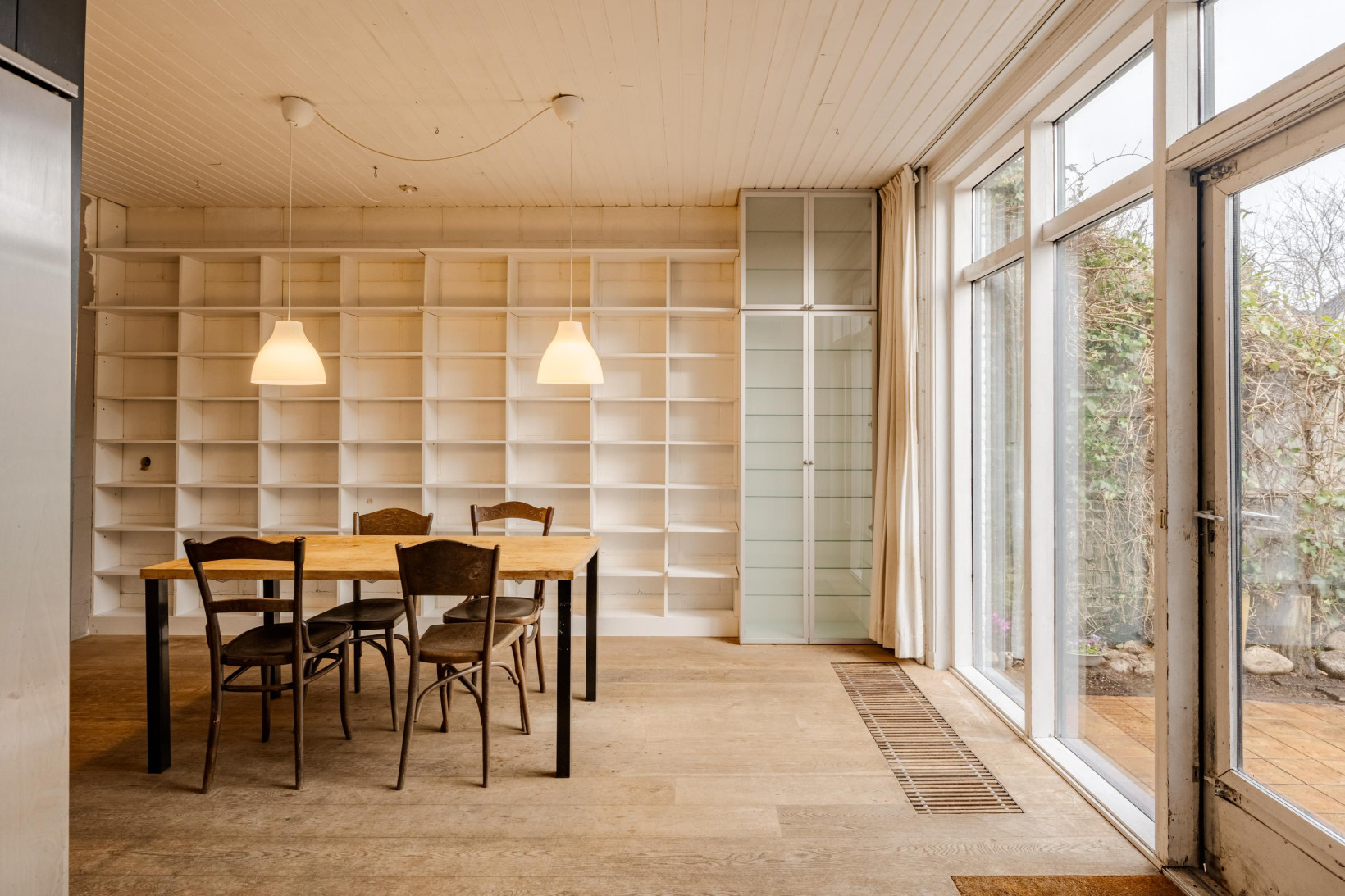 Tussenwoning te koop: Bronsteeweg 24, Heemstede