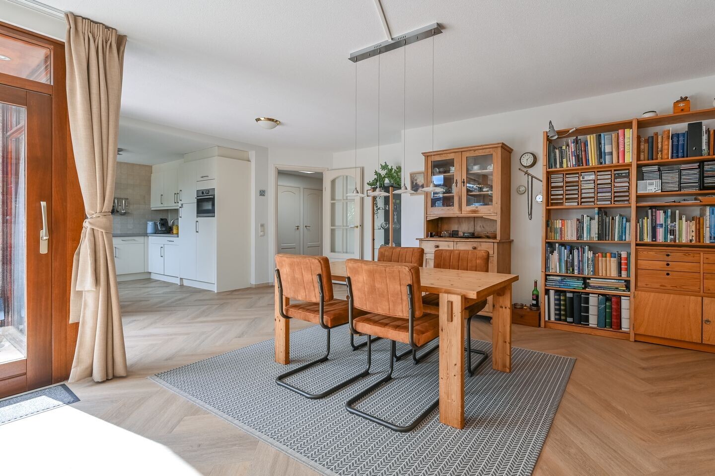 Tussenwoning te koop: M. Vaumontlaan 3, Heemstede