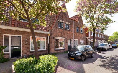 Jan van den. 35