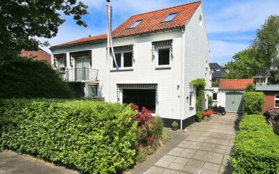Alberdingk Thijmlaan 16