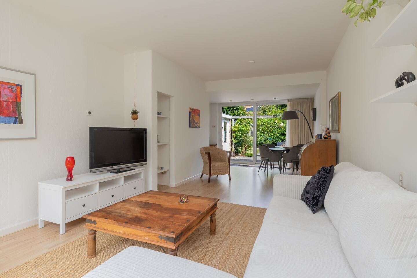 Tussenwoning te koop: Hyacinthenlaan 67, Bennebroek