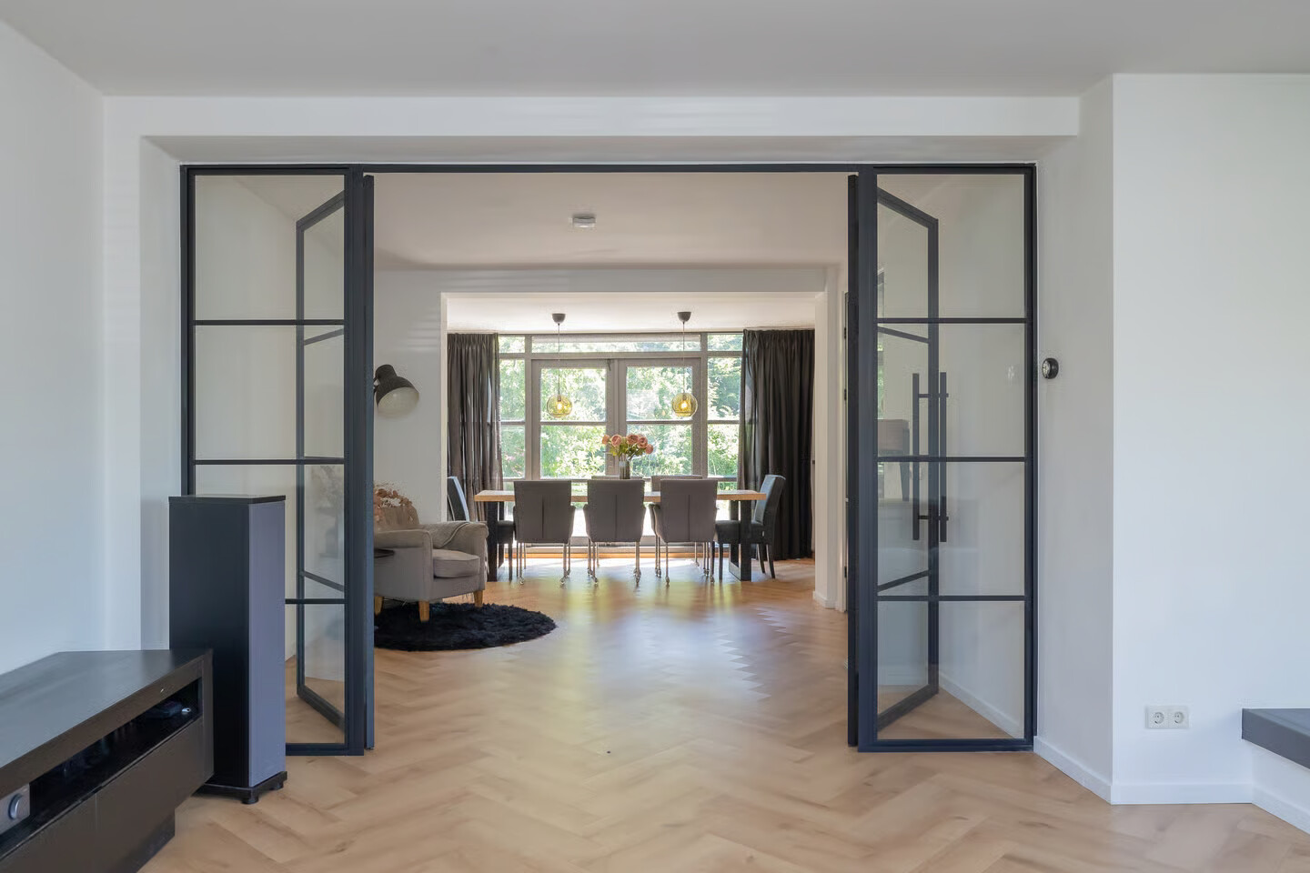Tussenwoning te koop: de Ruyterlaan 38, Bennebroek