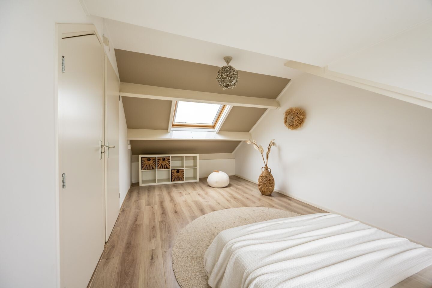 Tussenwoning te koop: van Kinsbergenlaan 50, Bennebroek