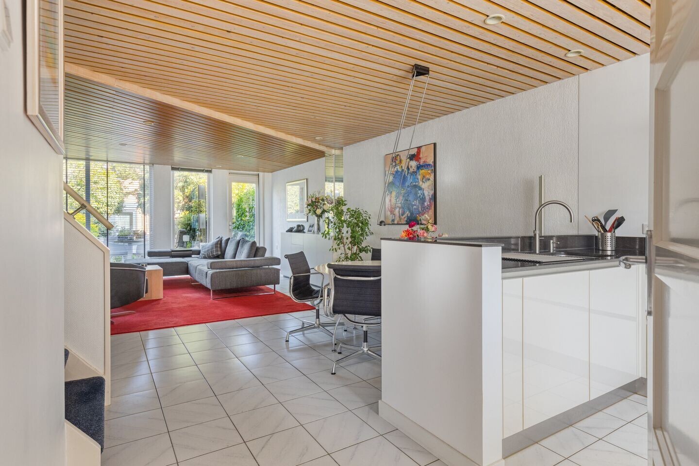Tussenwoning te koop: Söderblomstraat 137, Hoofddorp