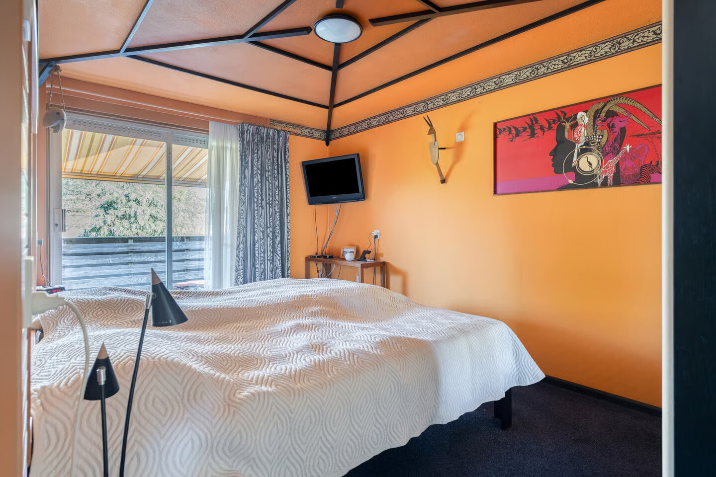 Tussenwoning te koop: Söderblomstraat 137, Hoofddorp