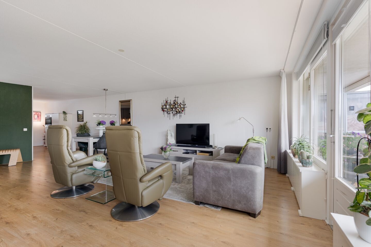 Appartement te koop: Burgemeester Pabstlaan 8-13, Hoofddorp