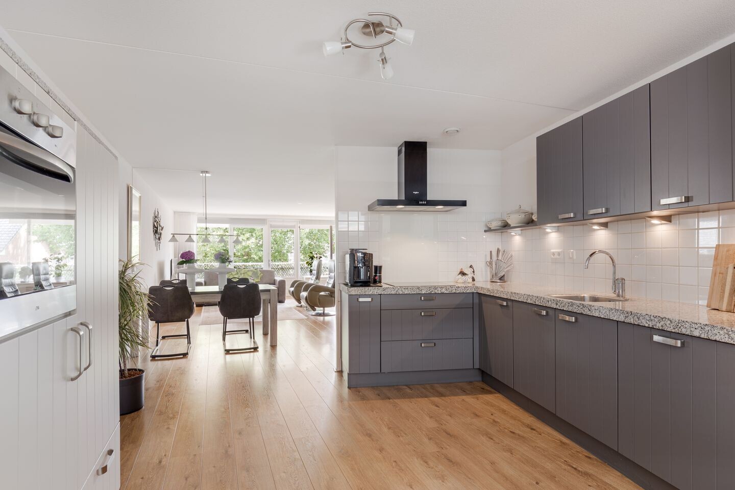 Appartement te koop: Burgemeester Pabstlaan 8-13, Hoofddorp