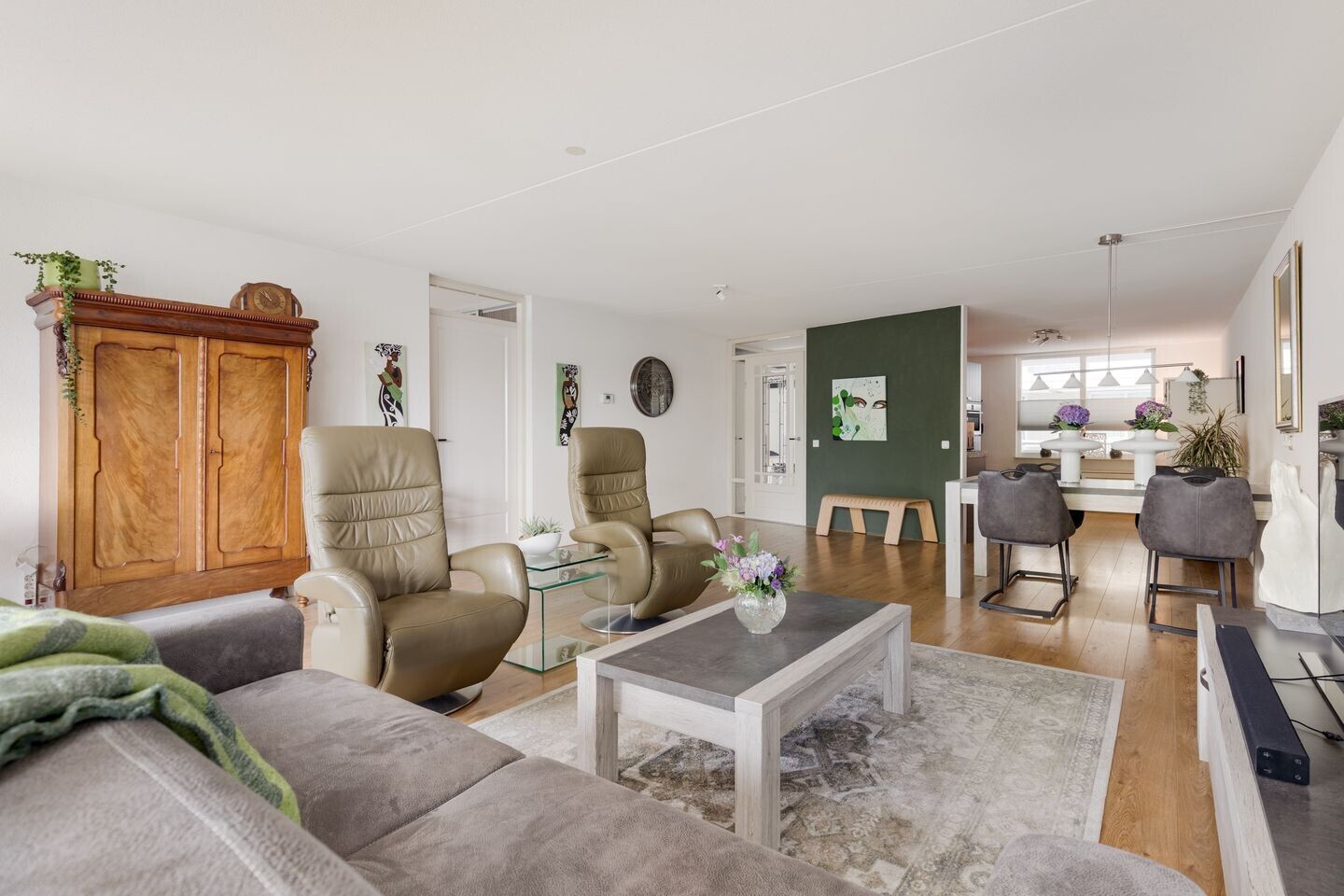 Appartement te koop: Burgemeester Pabstlaan 8-13, Hoofddorp
