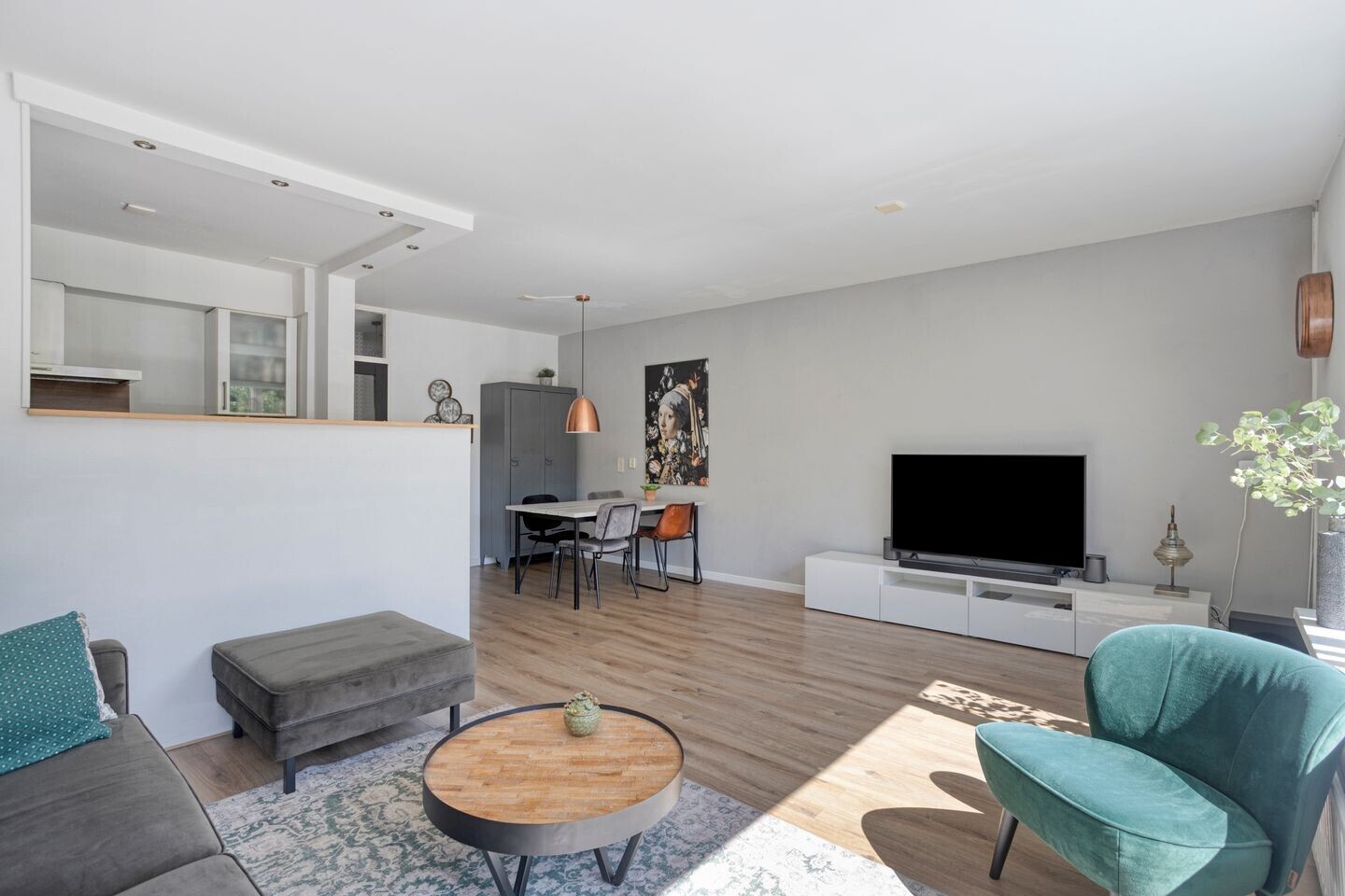 Appartement te koop: Van den Berghlaan 485A, Hoofddorp