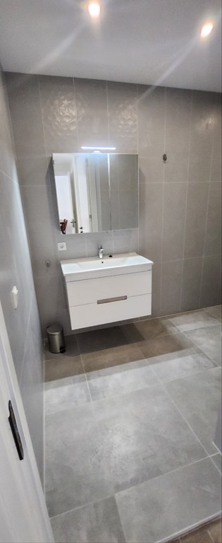 Appartement te huur: Kruisweg 662C, Hoofddorp