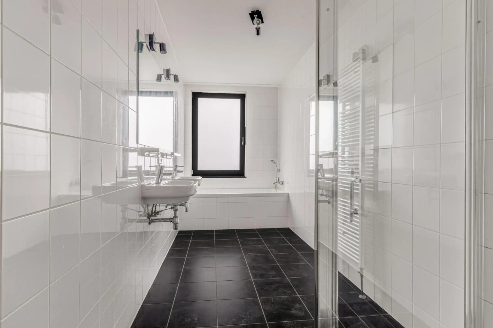 Appartement te koop: Marktplein 184, Hoofddorp