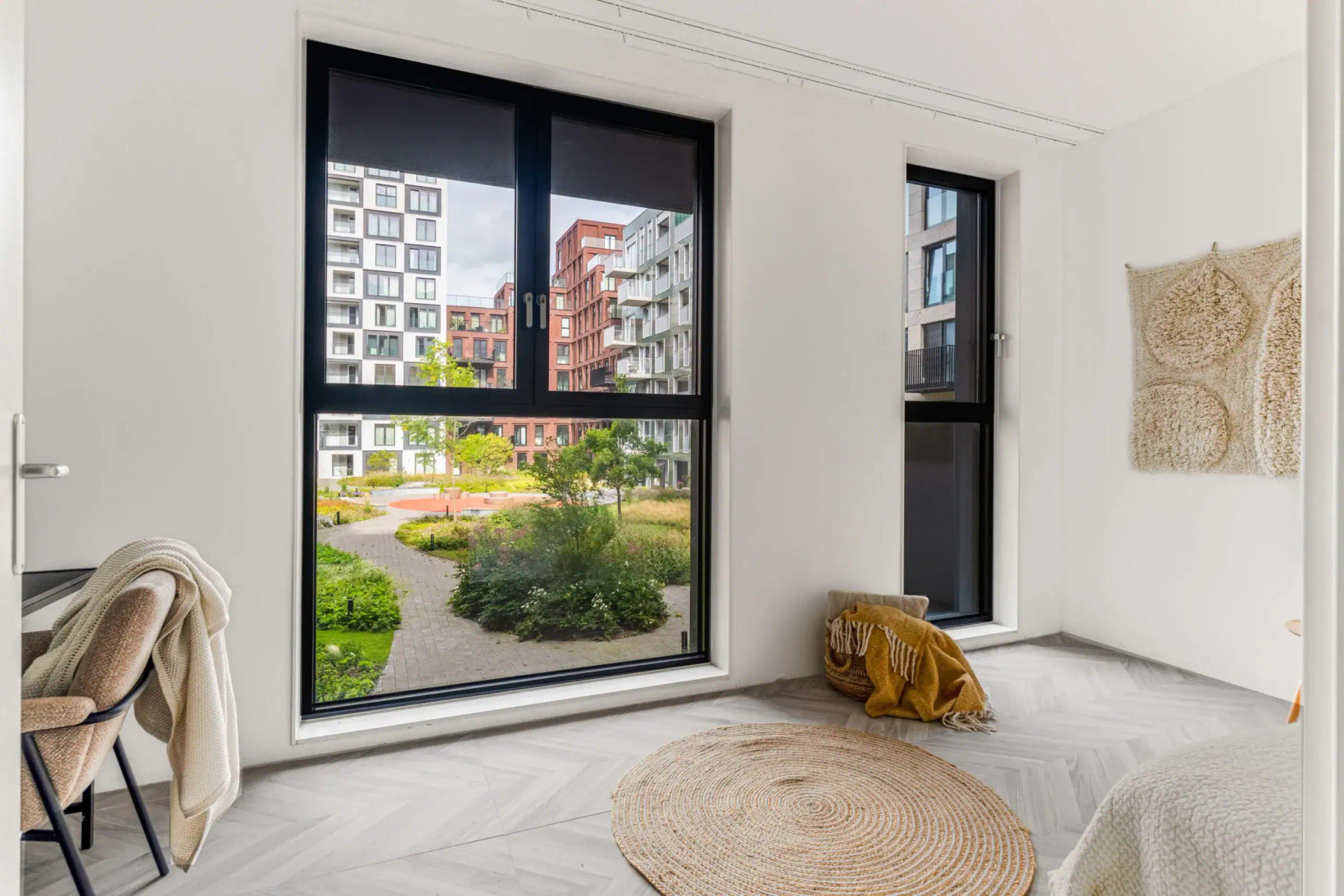 Appartement te koop: Mies van der Rohestraat 141, Hoofddorp