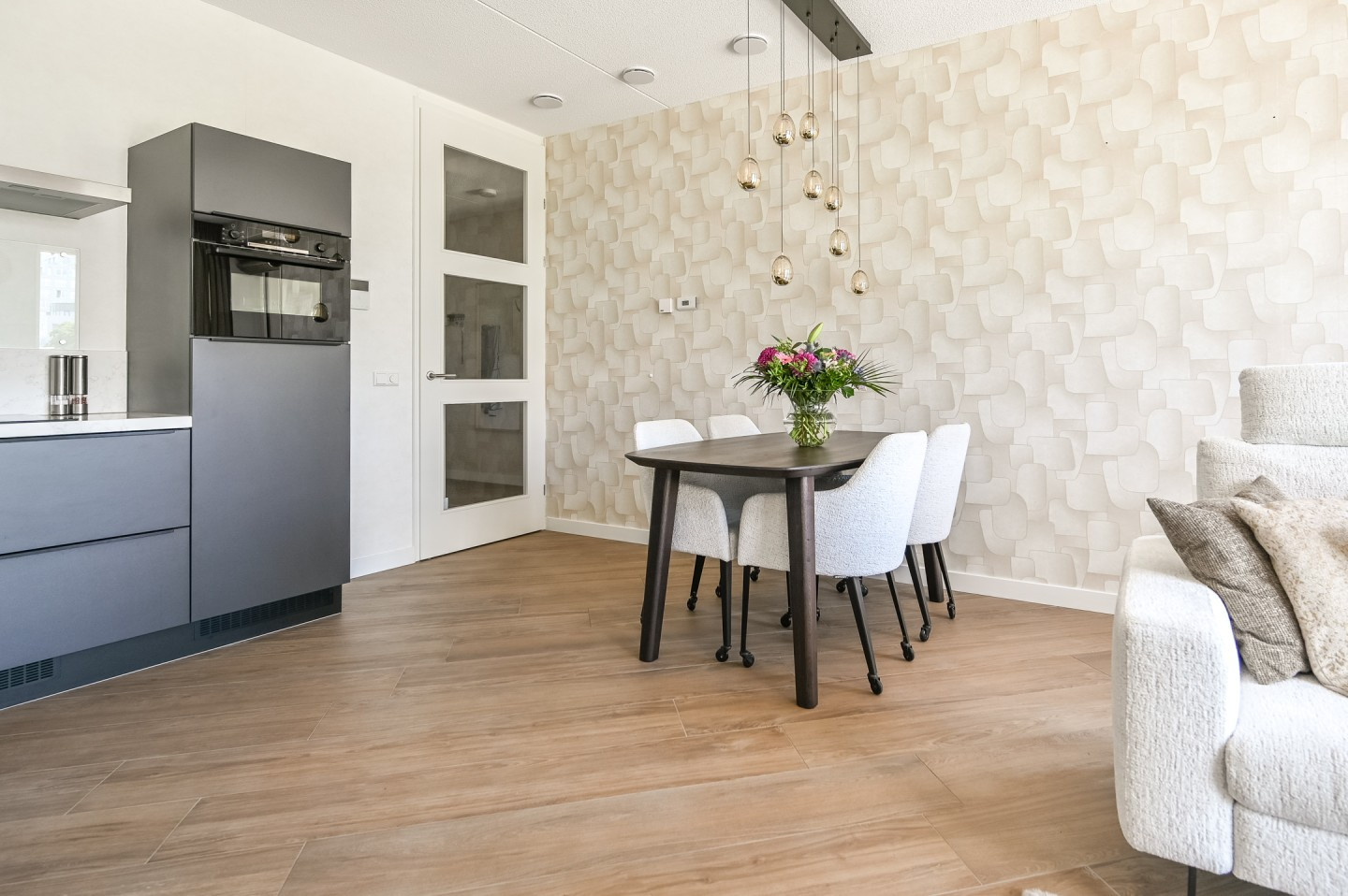 Appartement te koop: Mies van der Rohestraat 63, Hoofddorp