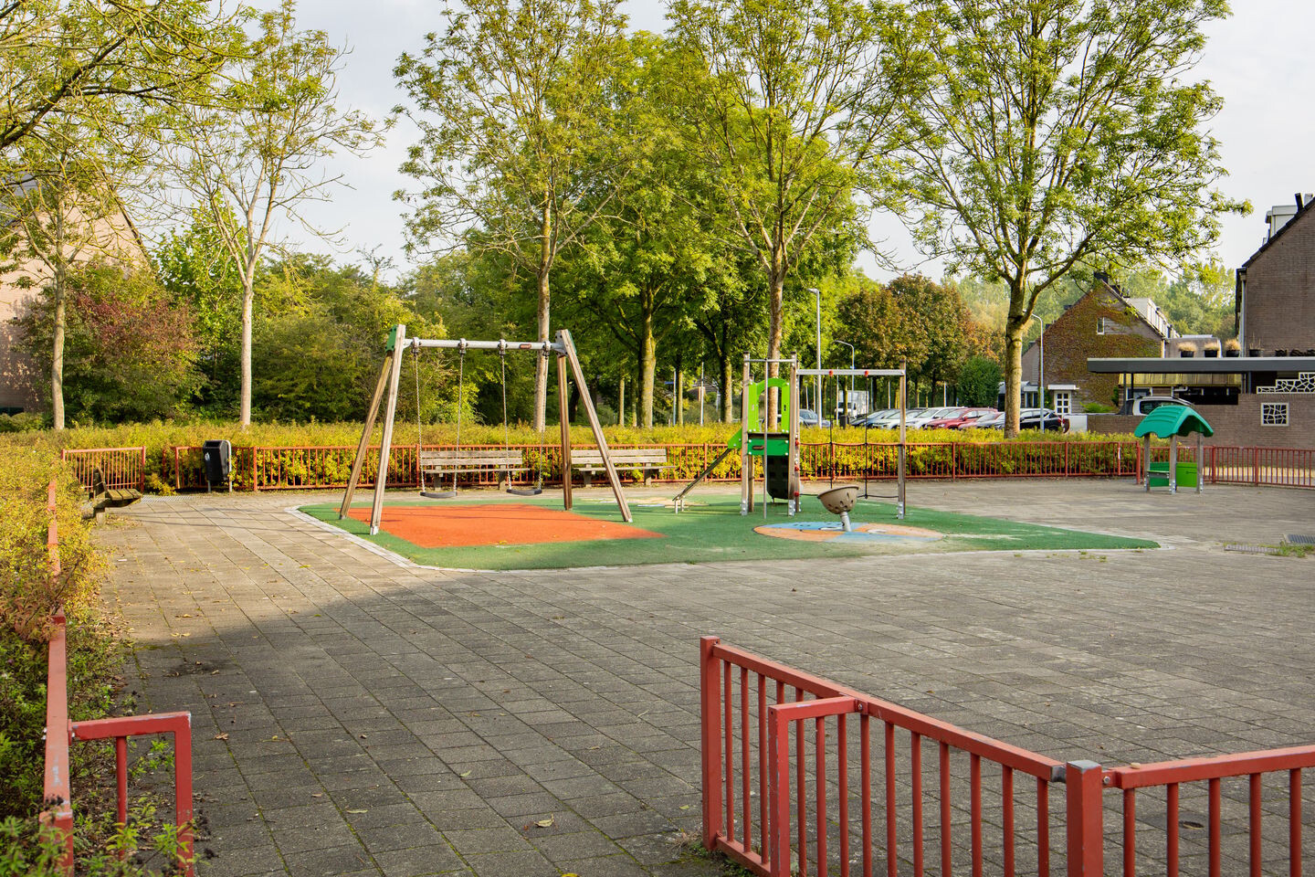 Tussenwoning te koop: Verisstraat 41, Hoofddorp