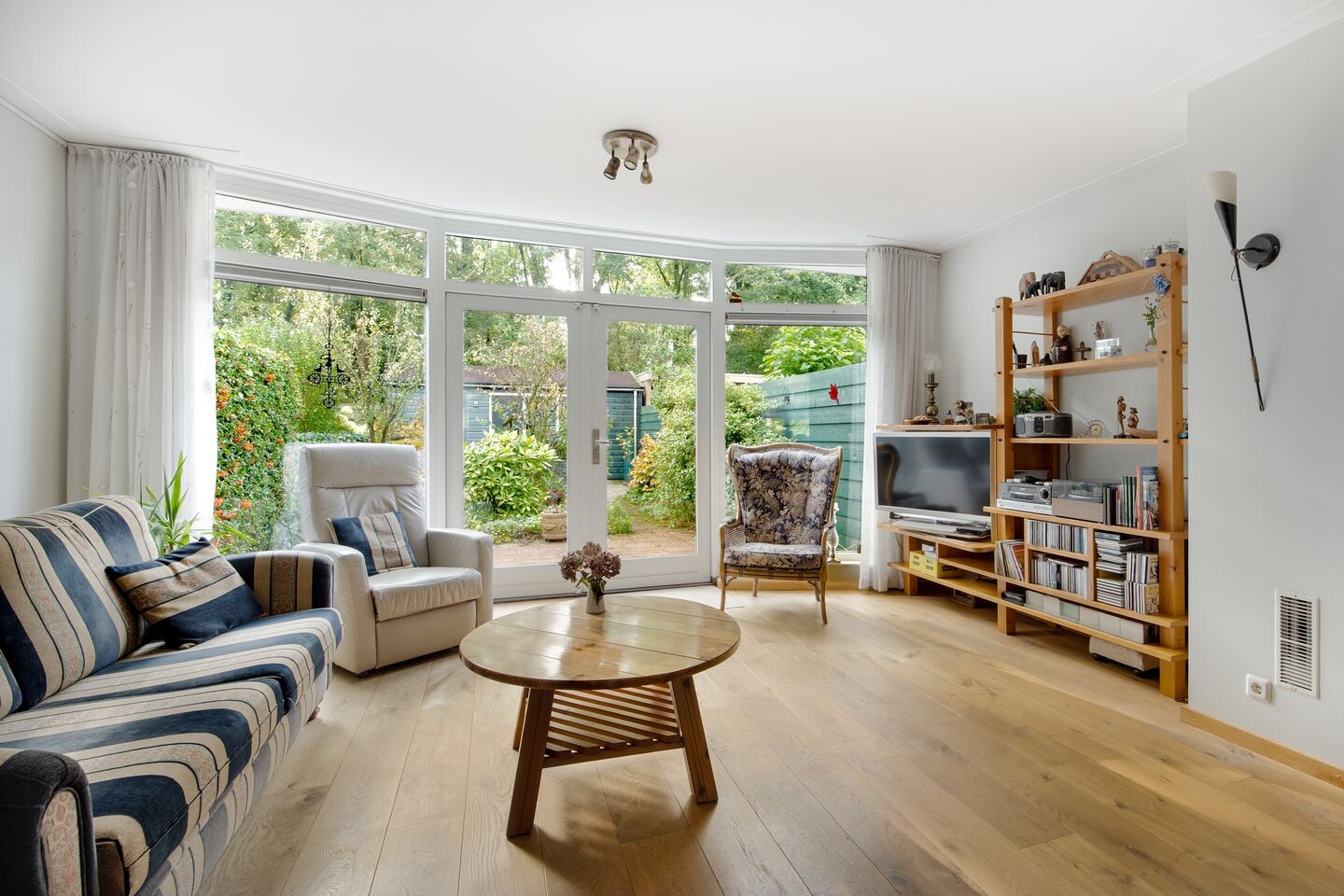 Tussenwoning te koop: Verisstraat 41, Hoofddorp