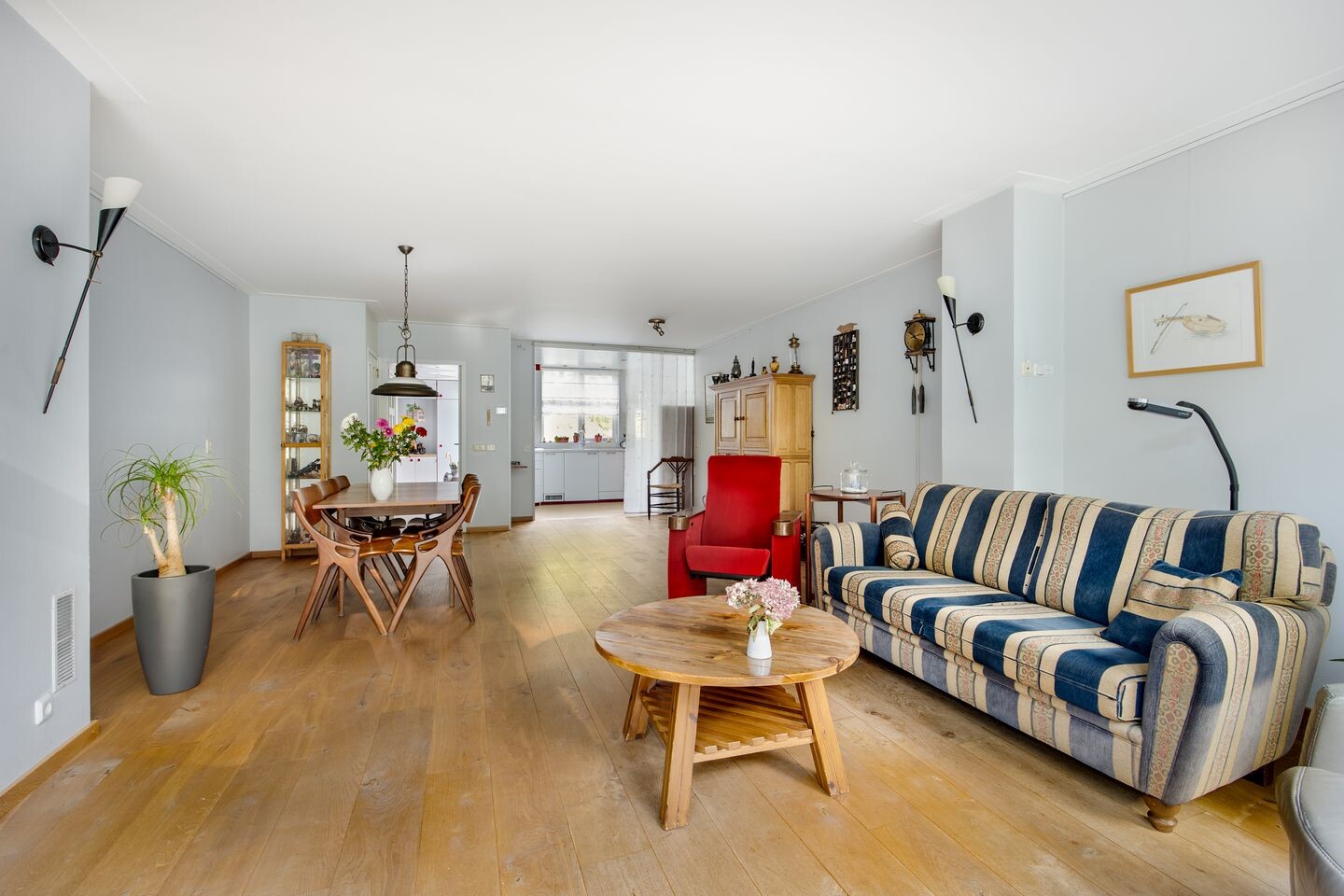 Tussenwoning te koop: Verisstraat 41, Hoofddorp
