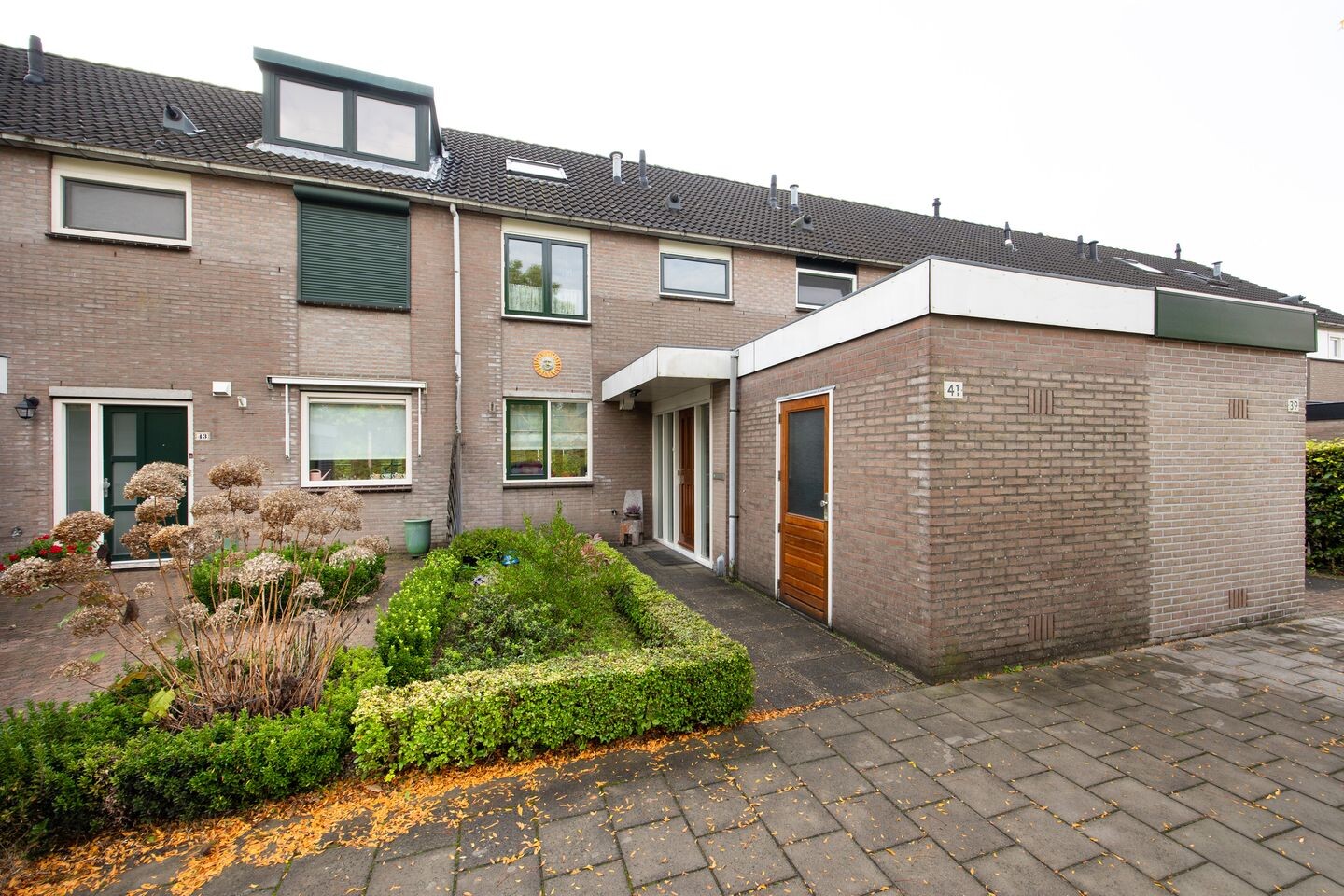 Tussenwoning te koop: Verisstraat 41, Hoofddorp