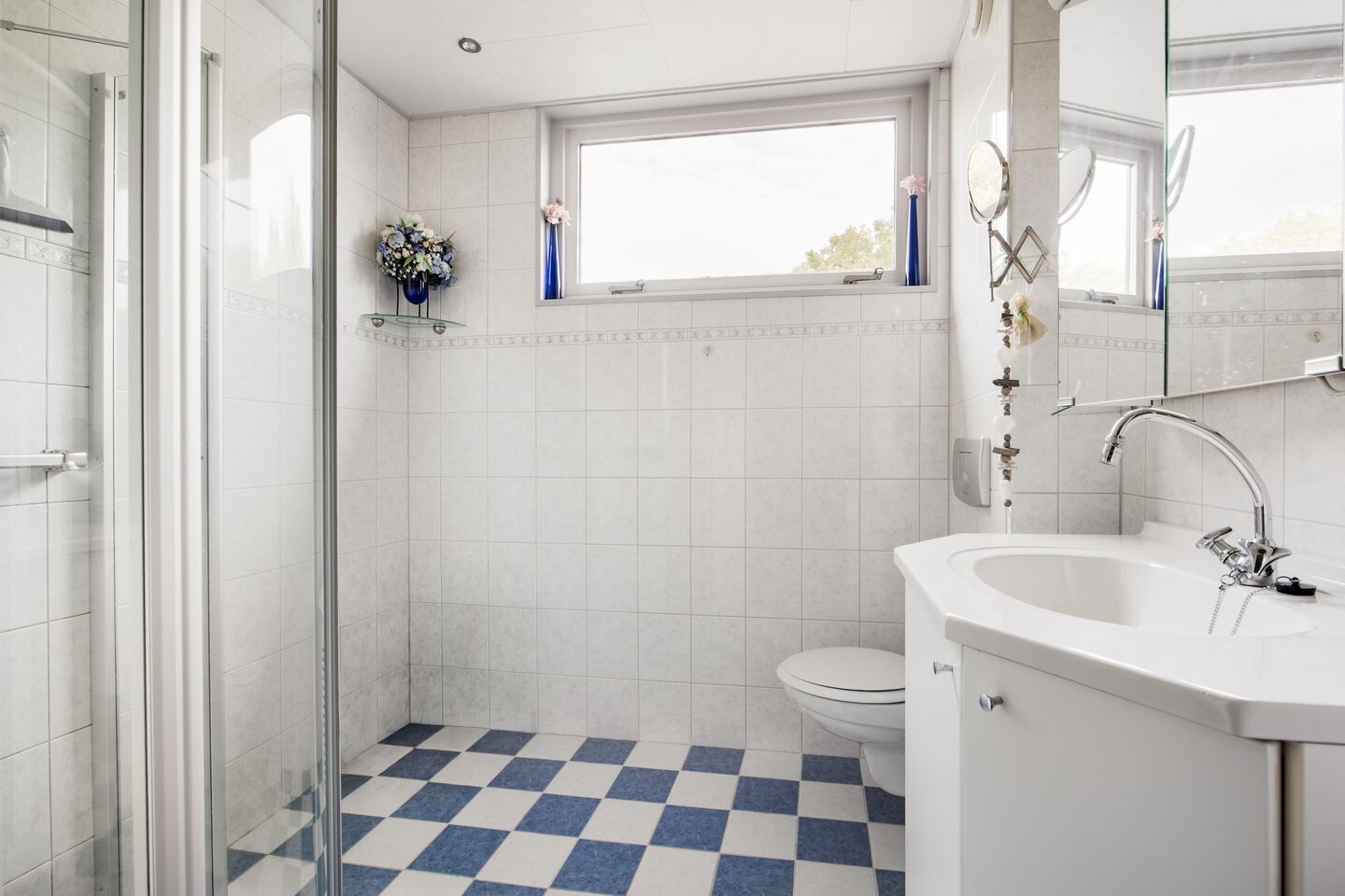 Tussenwoning te koop: Verisstraat 41, Hoofddorp